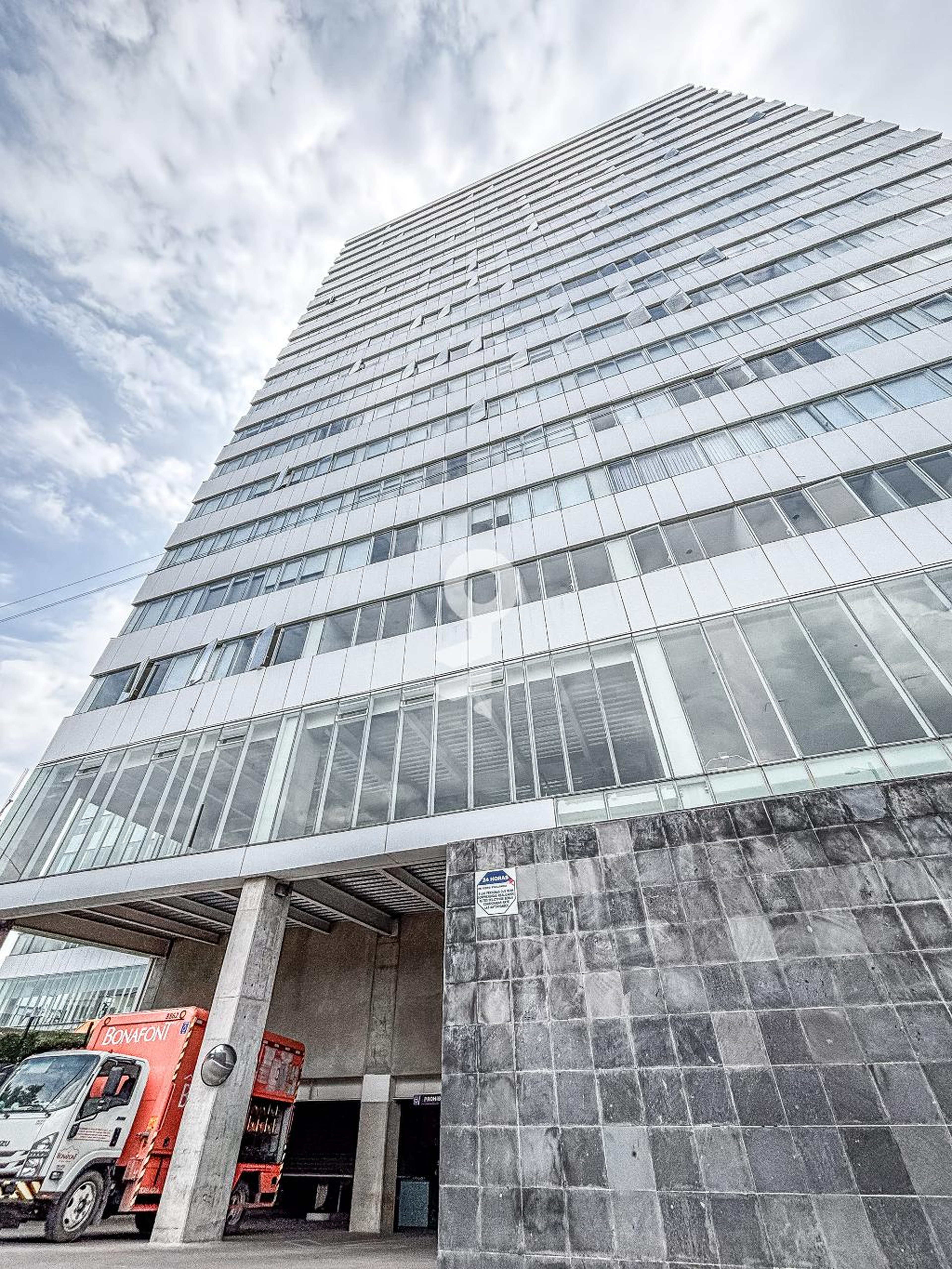 Fachada Residencial Vistas Del Bosque