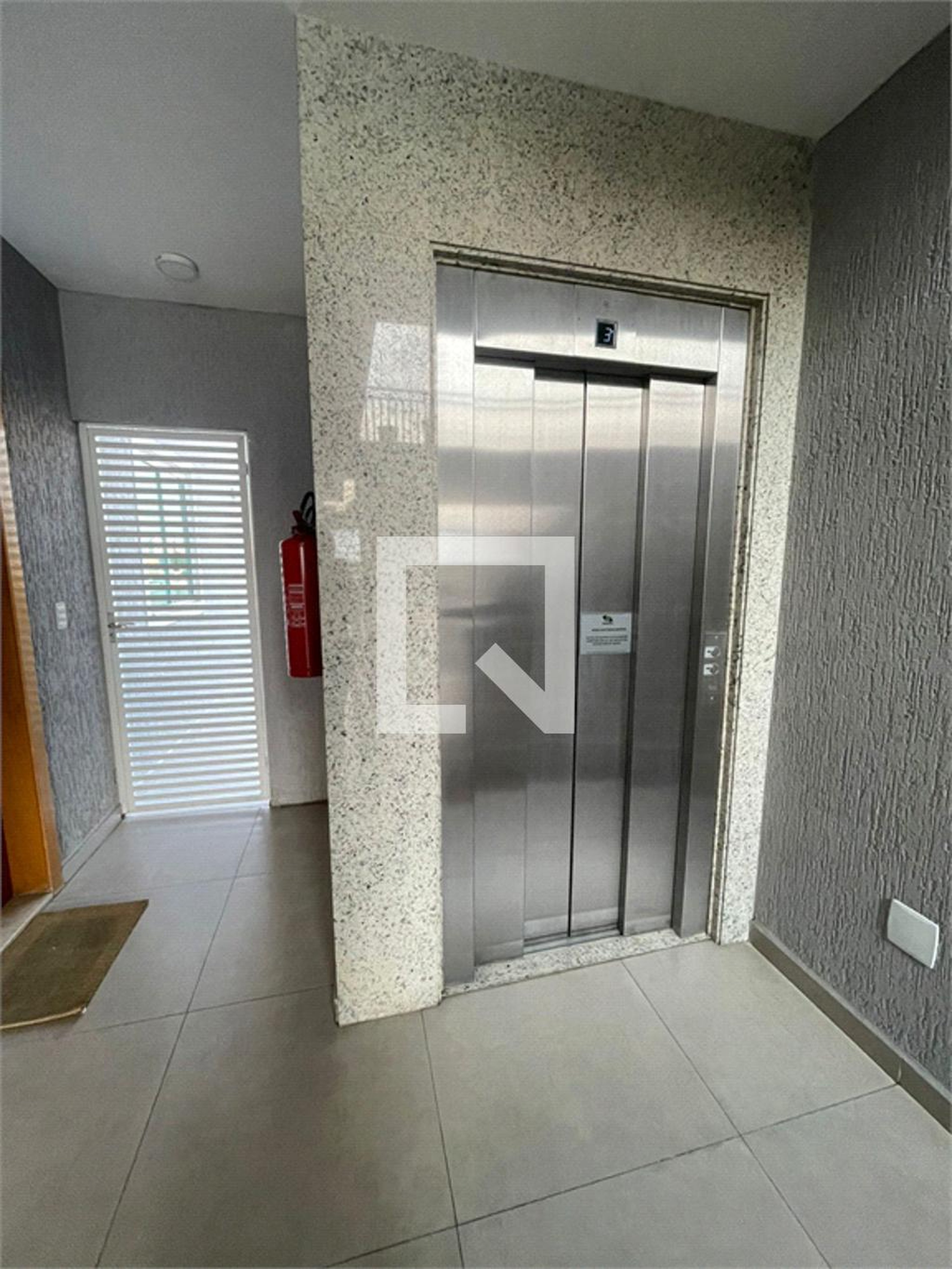 Elevador Condomínio em Rua Alberto D’aversa, 143