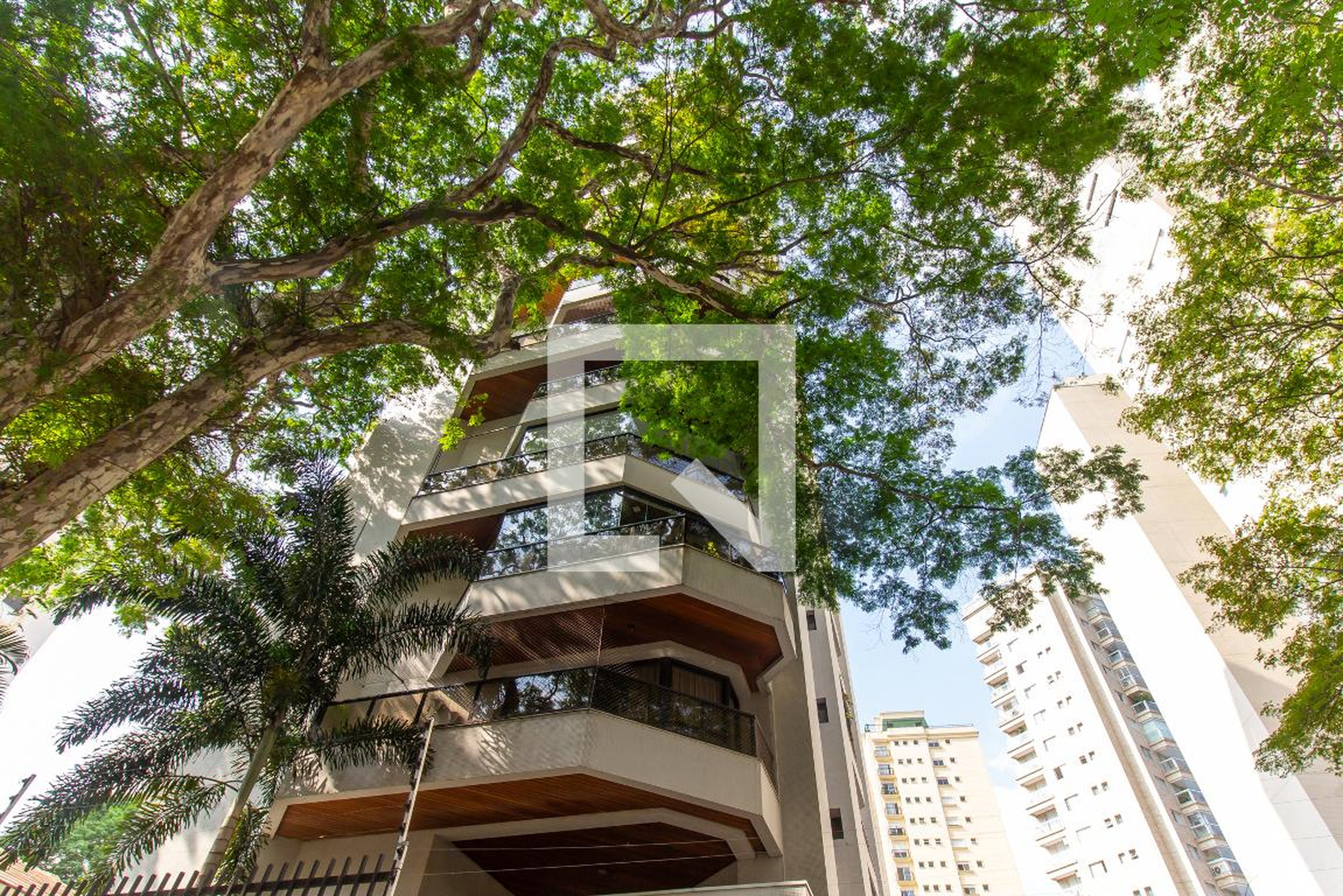 Fachada do Prédio Condomínio Costa Rica