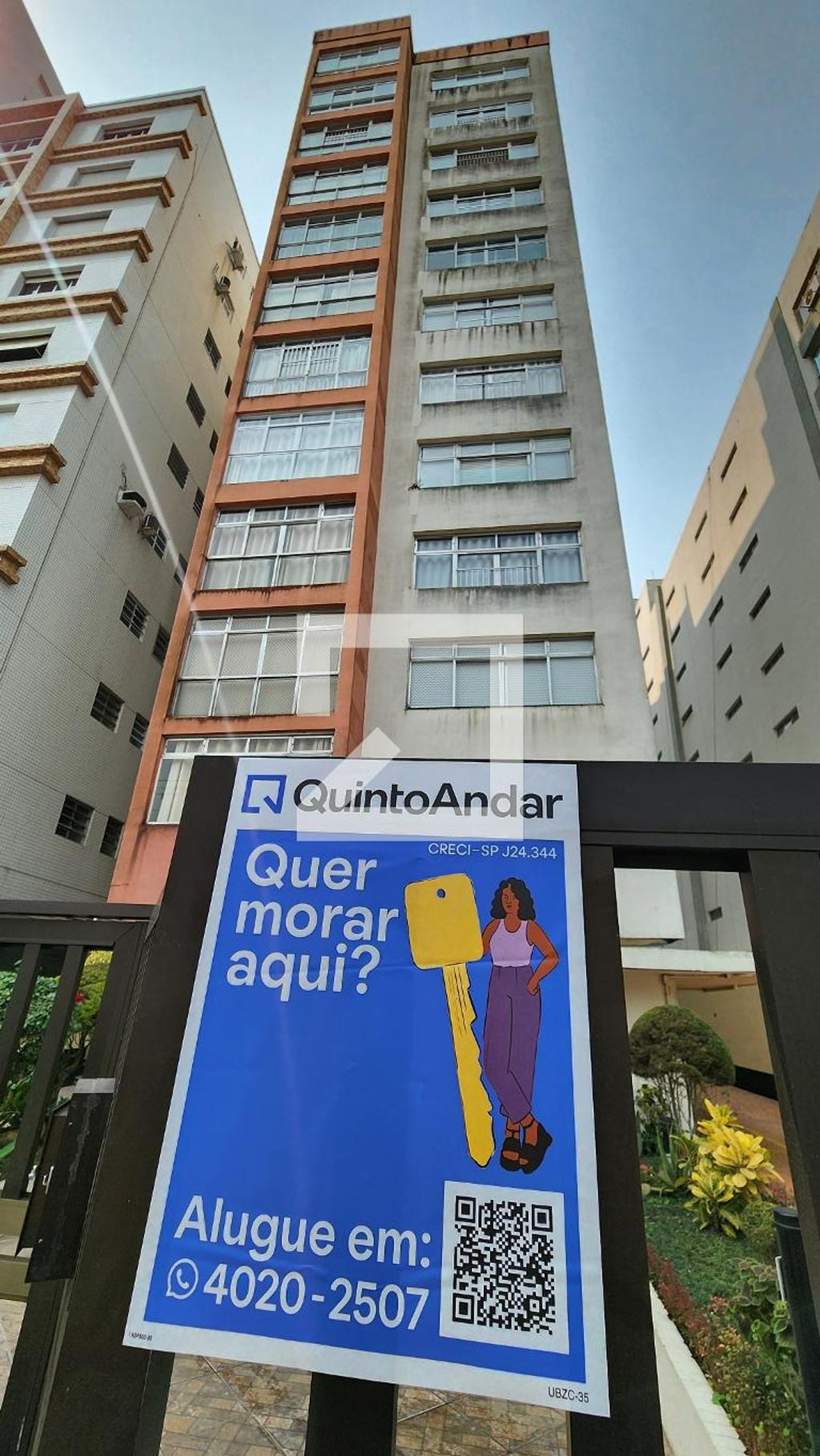 Fachada Edificio Iris