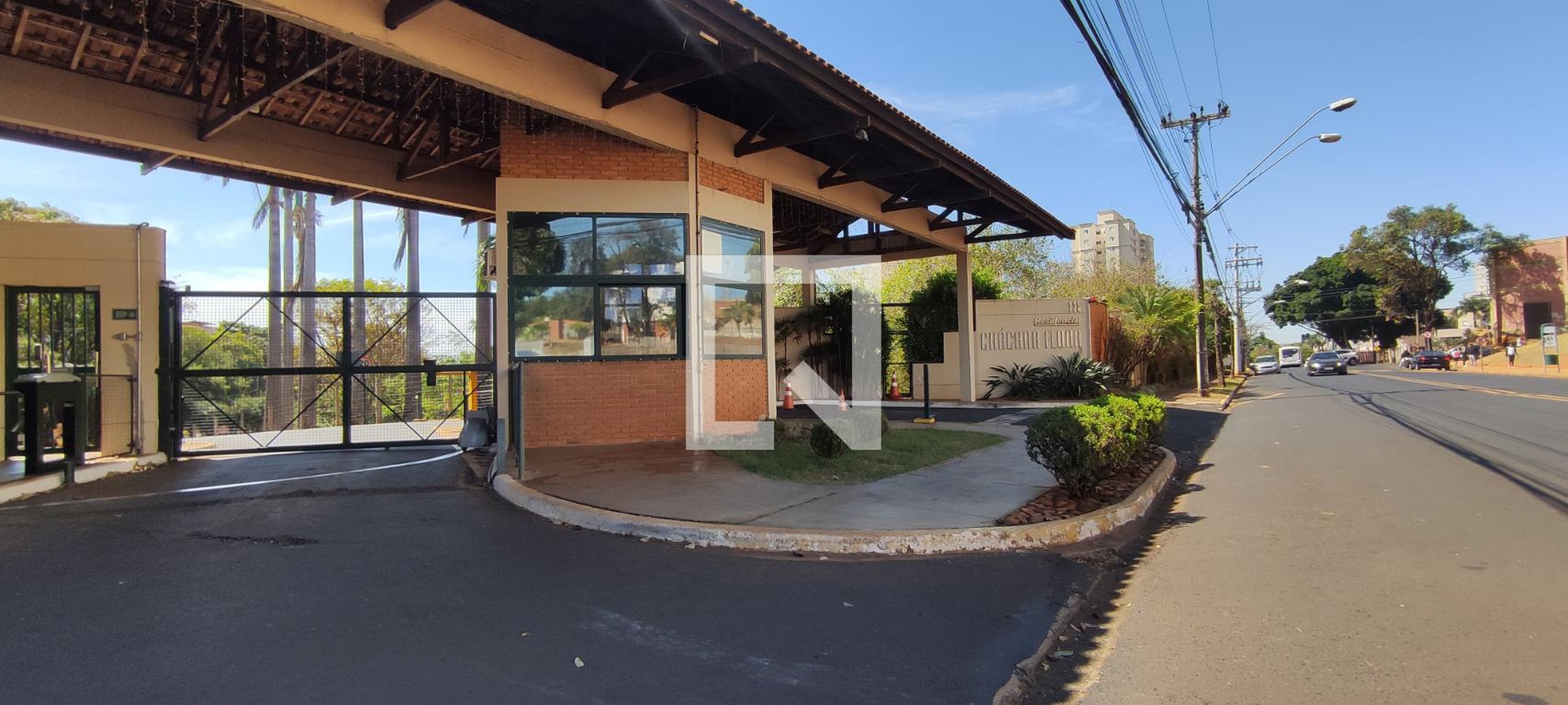 Fachada Condomínio Chácara Flora