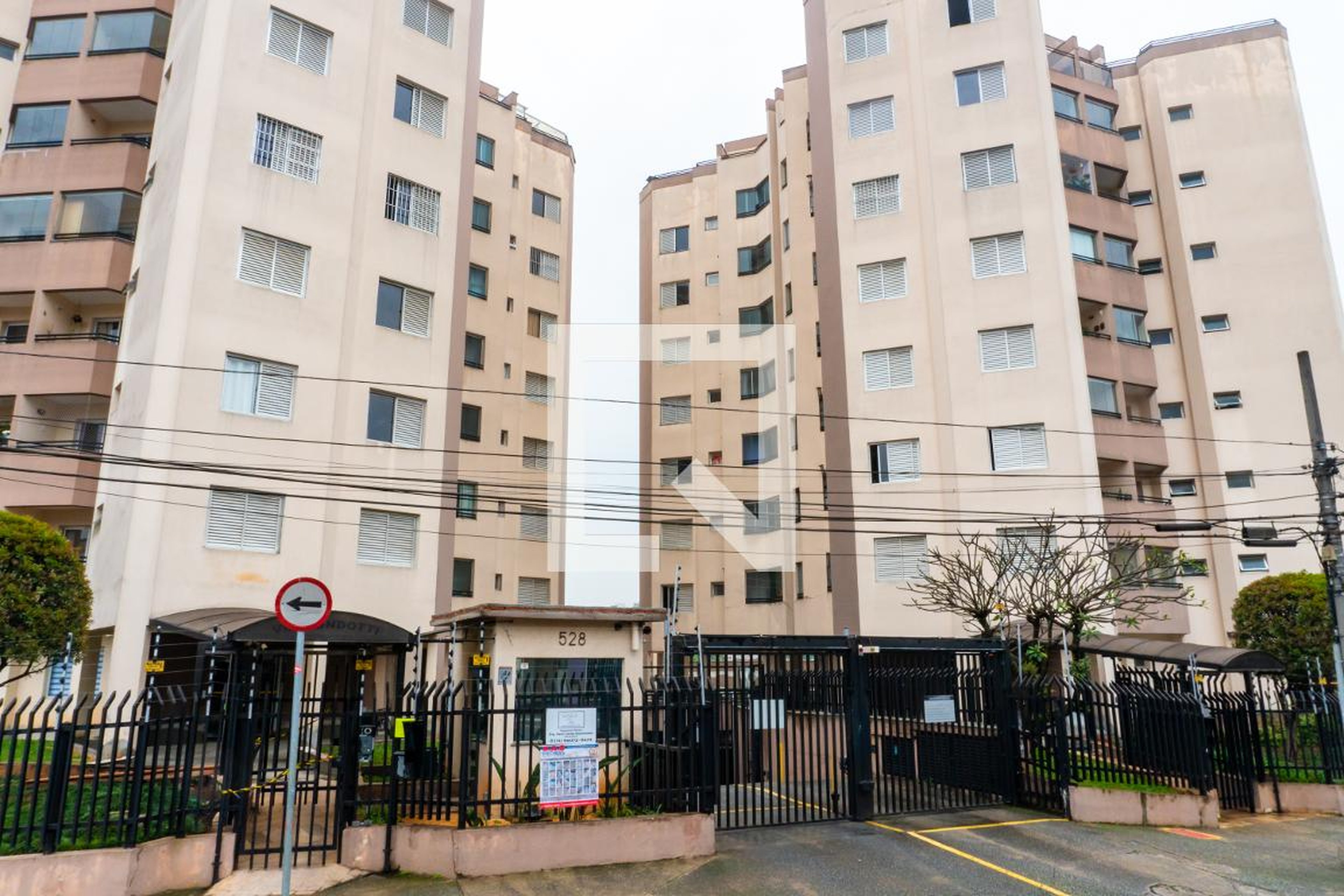 Fachada do condomínio Condomínio Piazza di Spagna