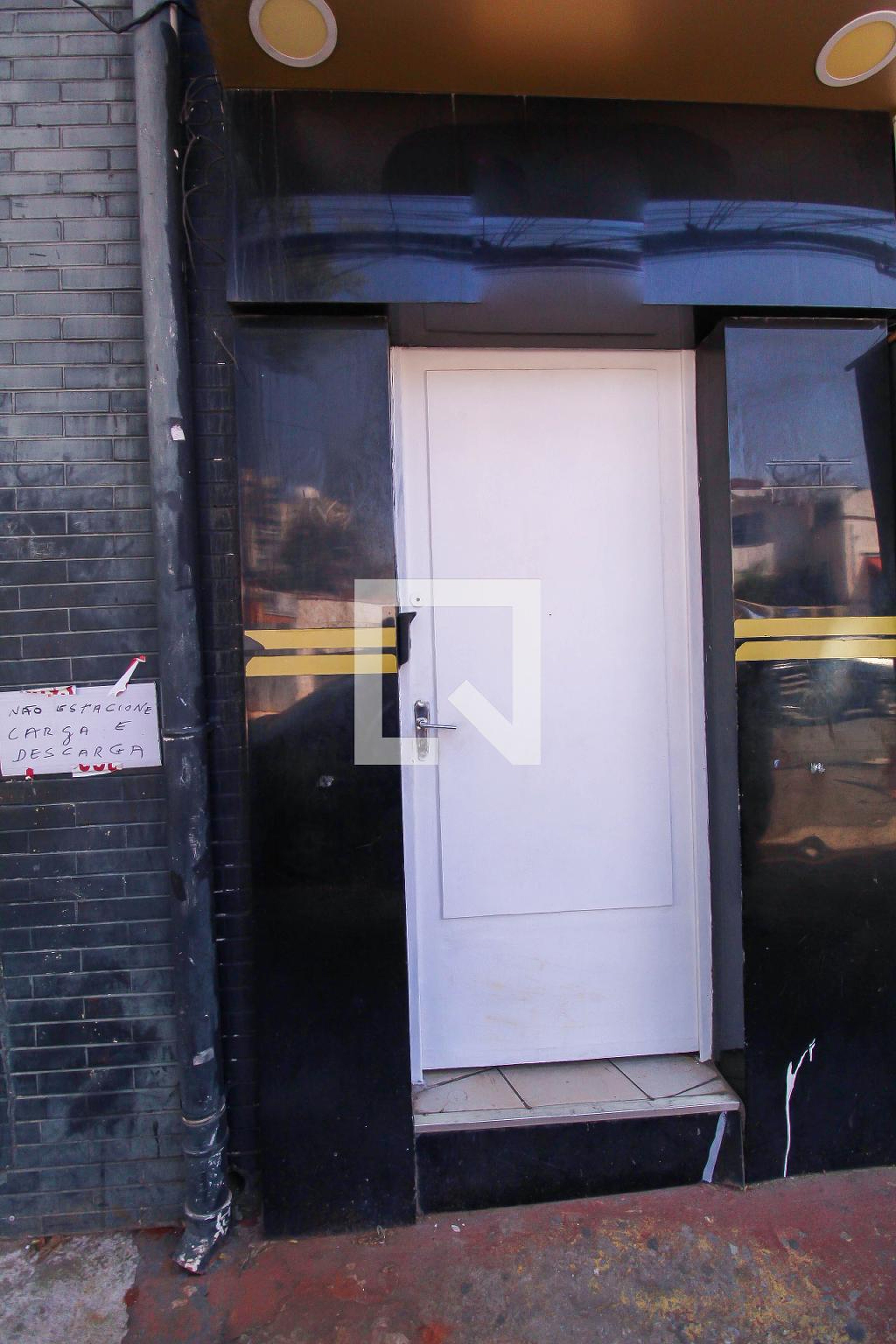 Fachada Condomínio em Rua Visconde de Inhomerim, 709