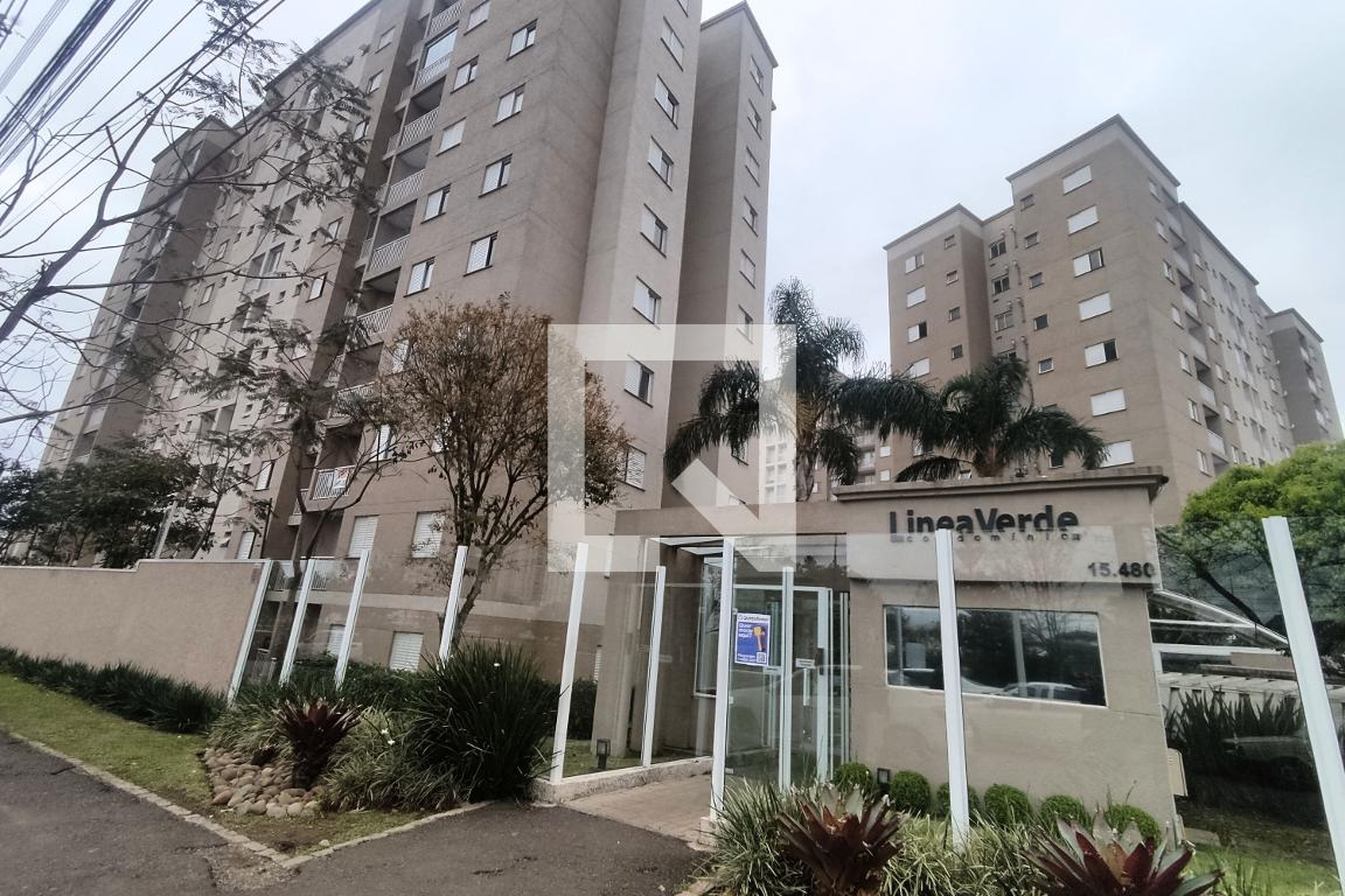 Fachada do condomínio Condomínio Linea Verde