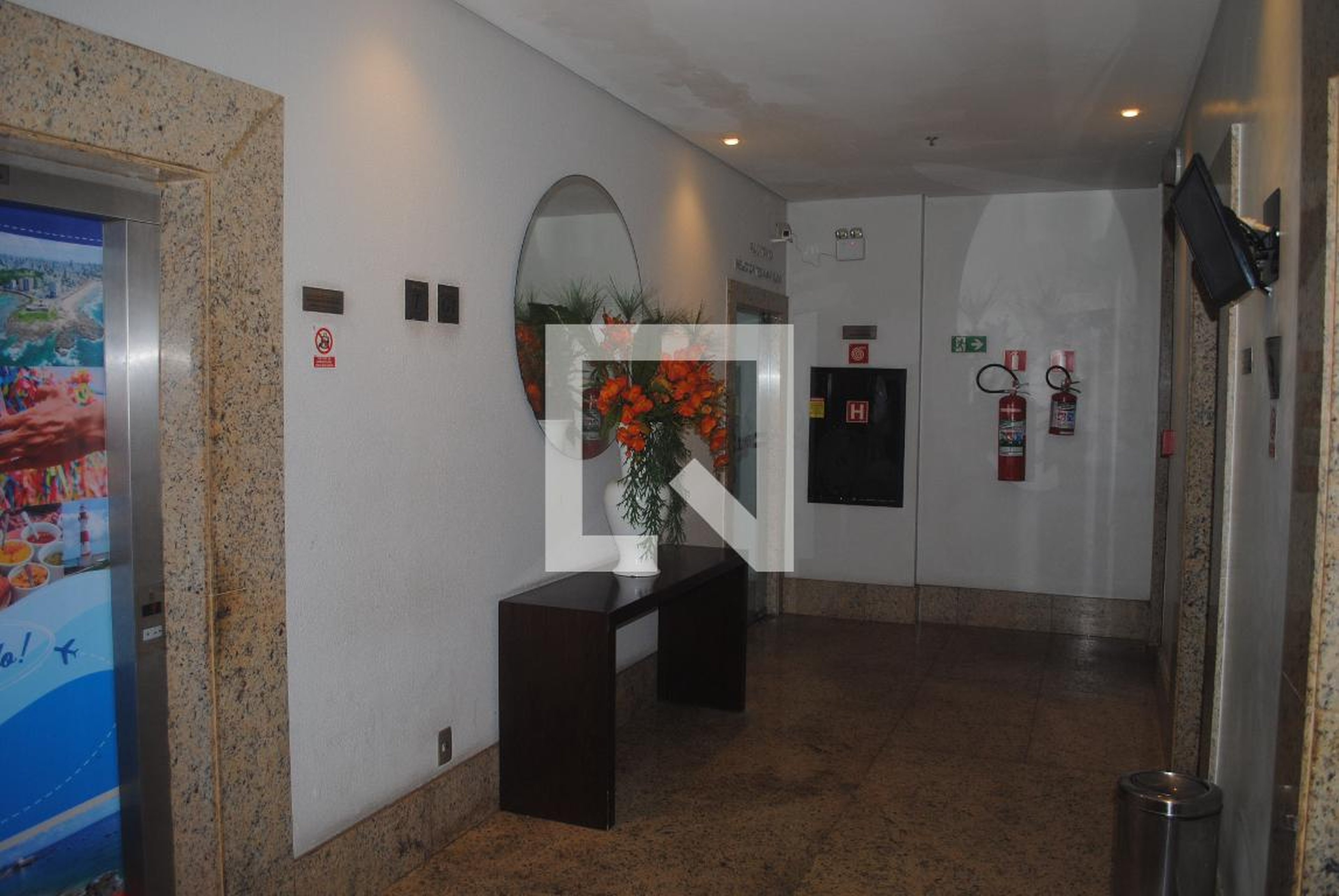 Hall de entrada - Athenas Multiempresarial