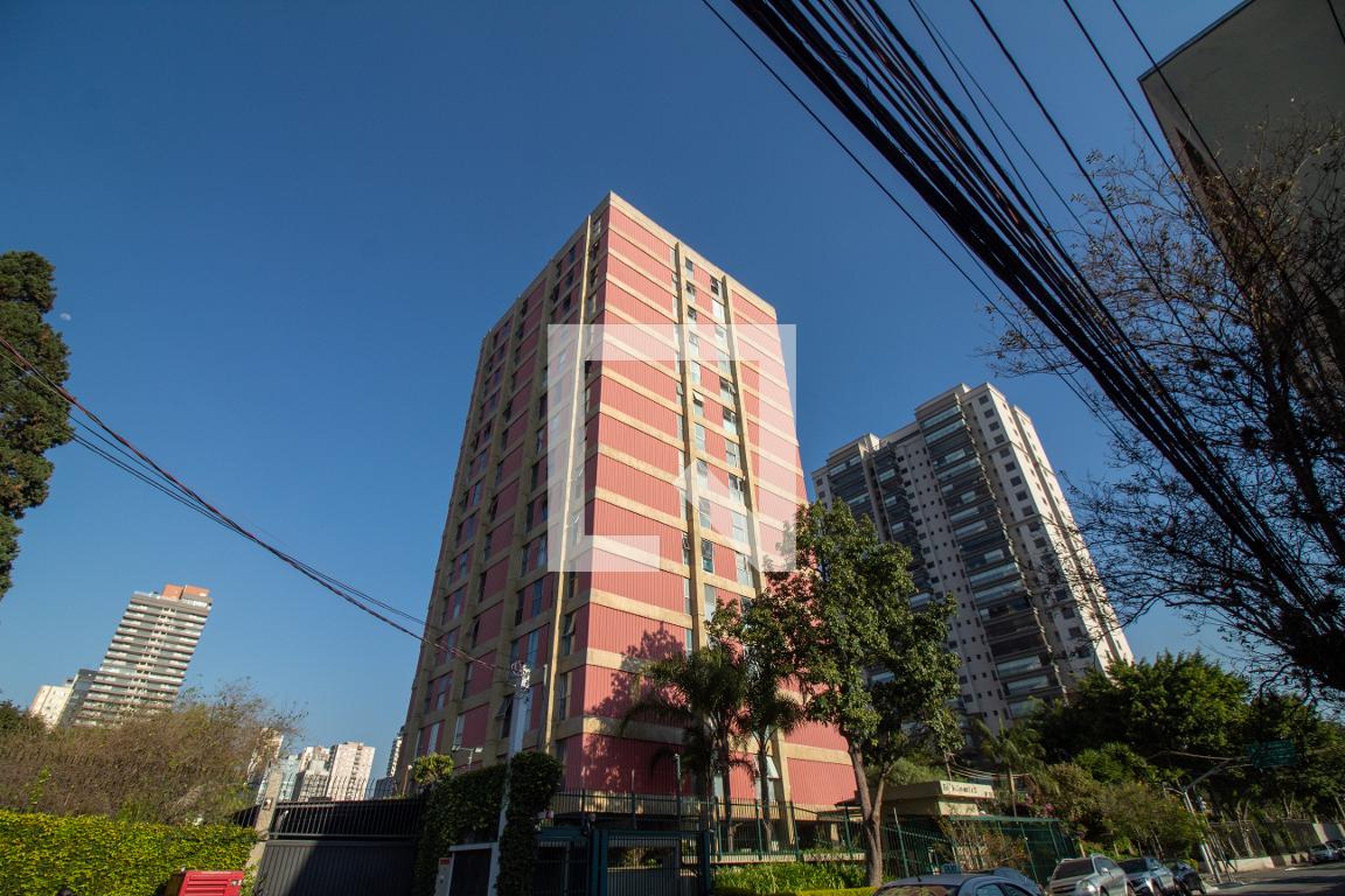 Fachada do Prédio Condomínio Coronet