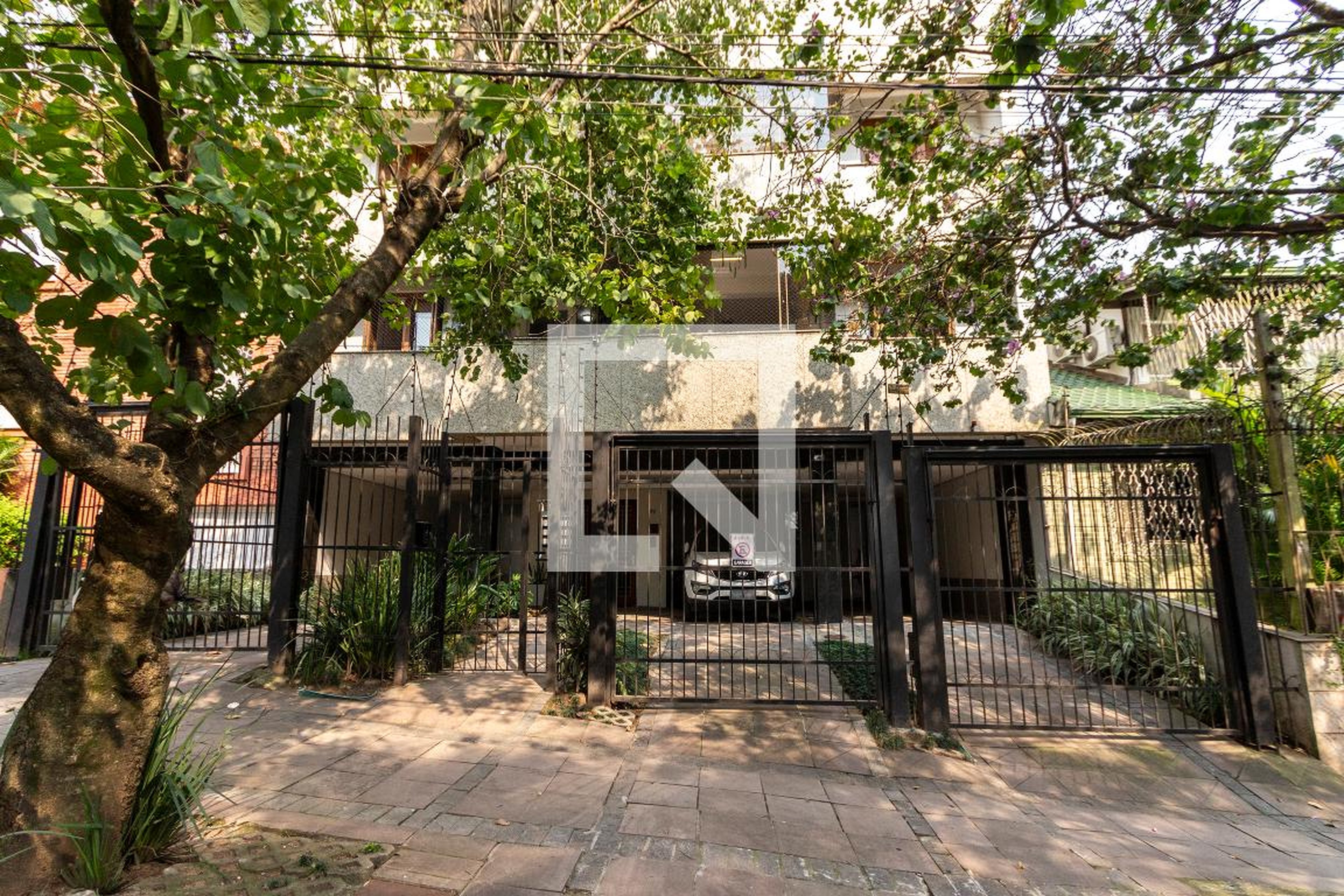 Fachada Condomínio em Rua Itapitocai, 87