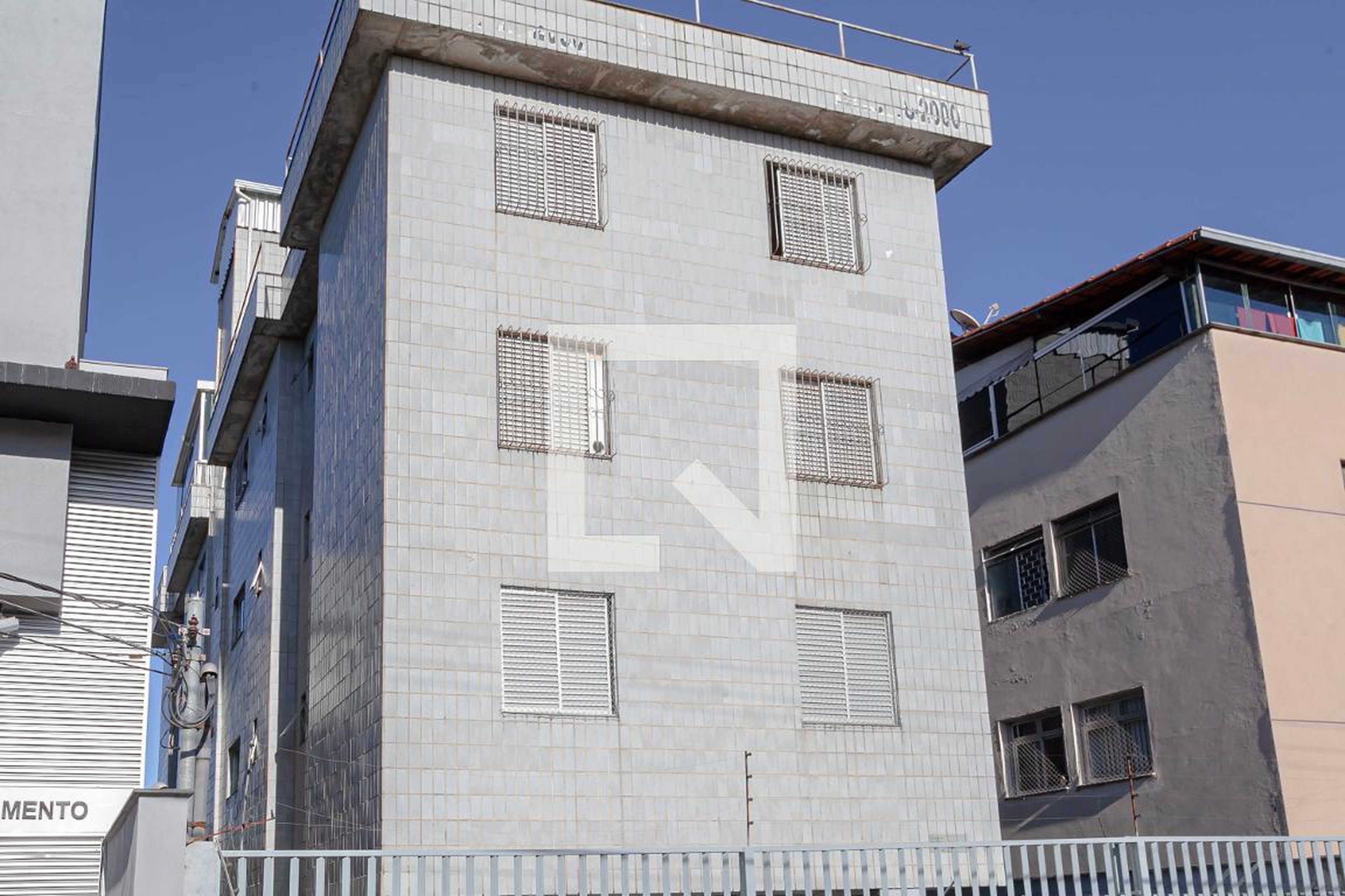 Fachada Edifício Derli Malloy