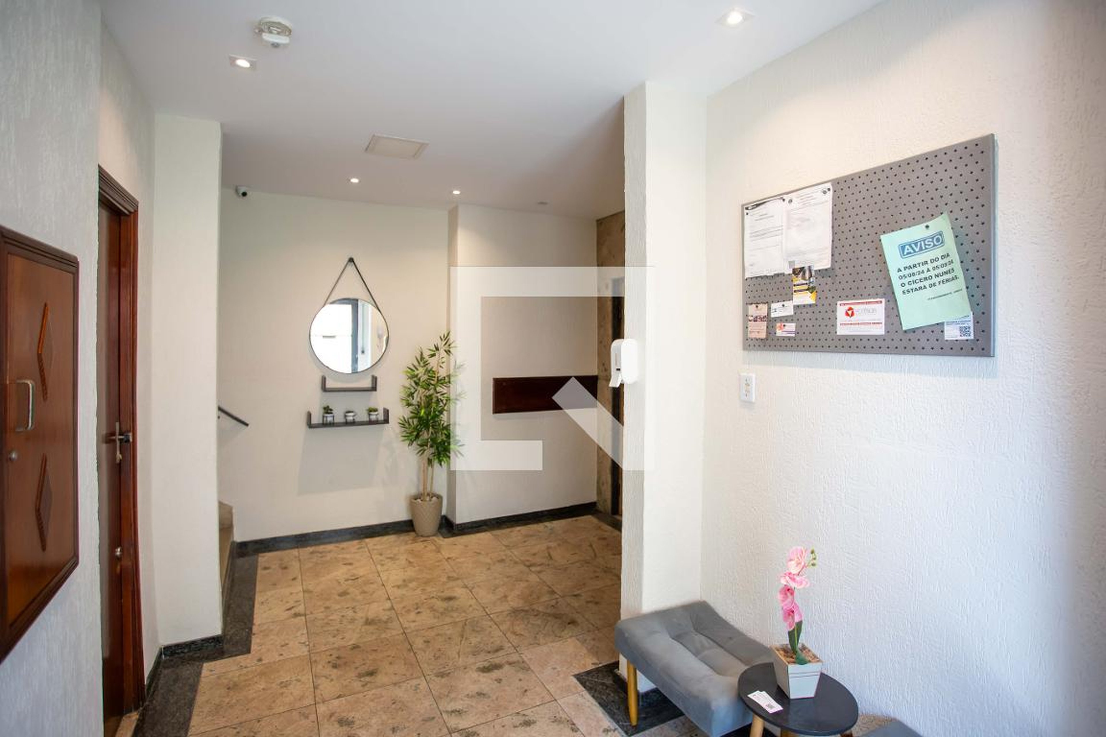 Hall social - Azalea II