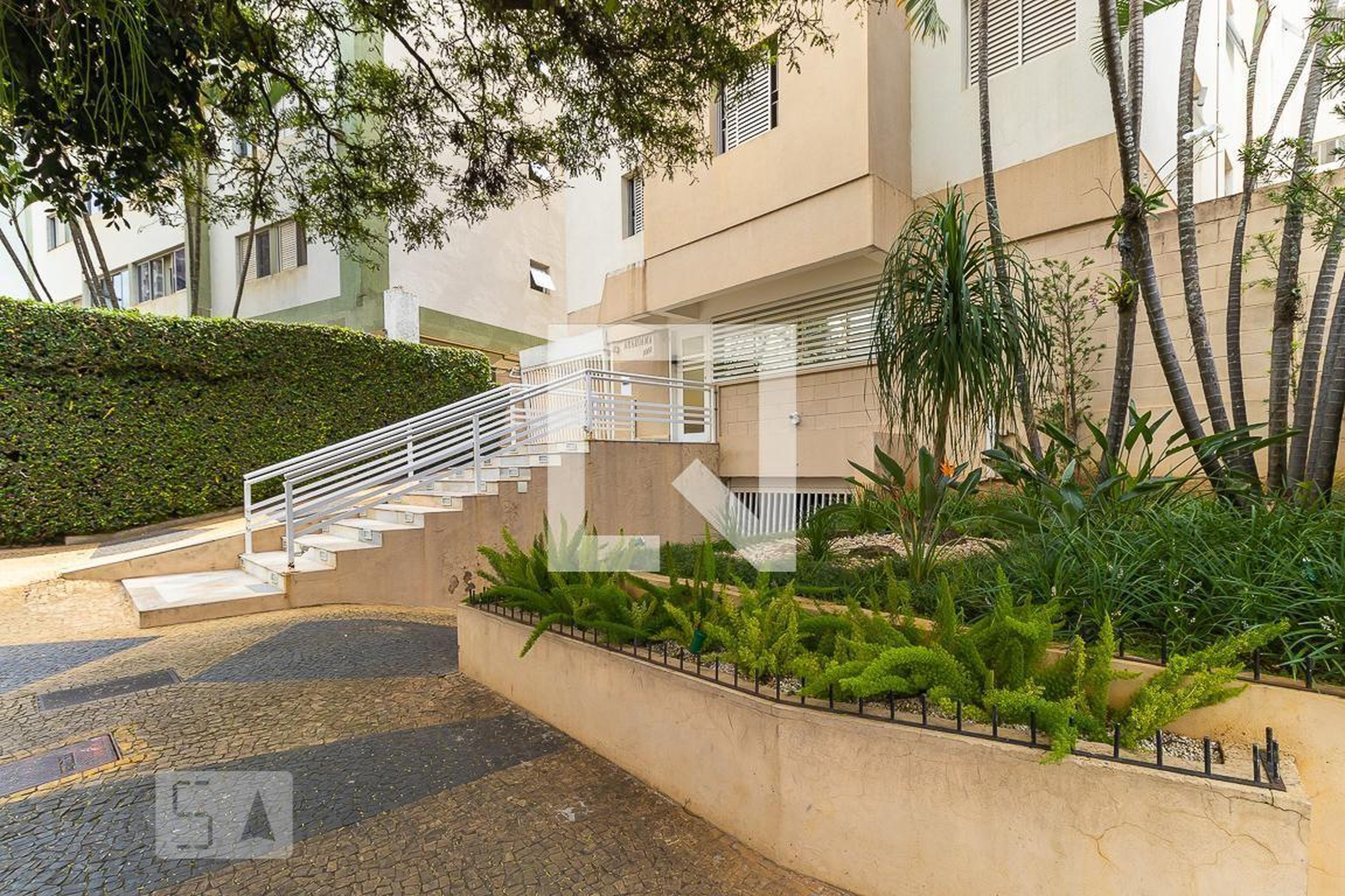 Fachada do Condomínio Condomínio Araruama