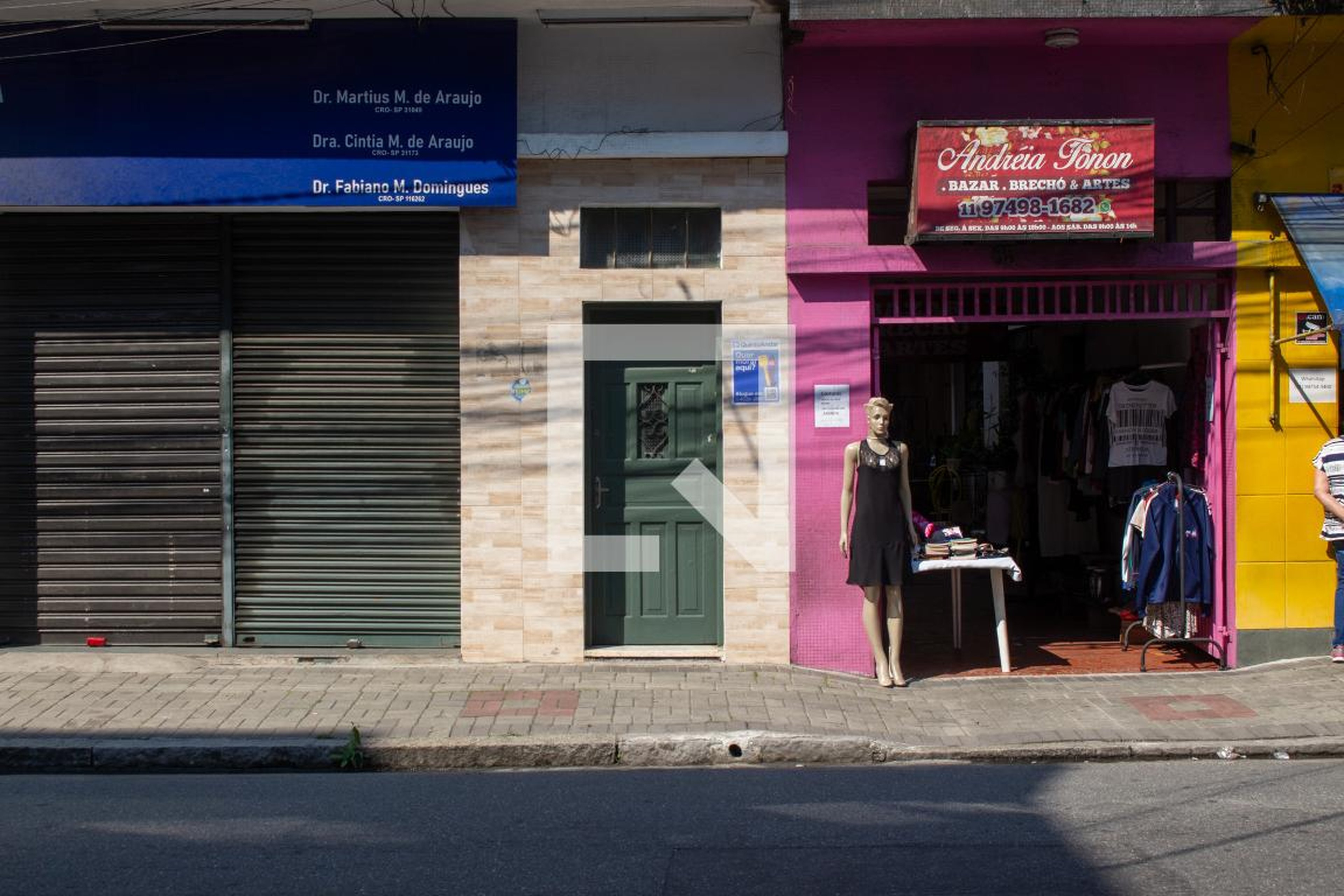 Fachada Condomínio em Rua Afrânio Peixoto, 63