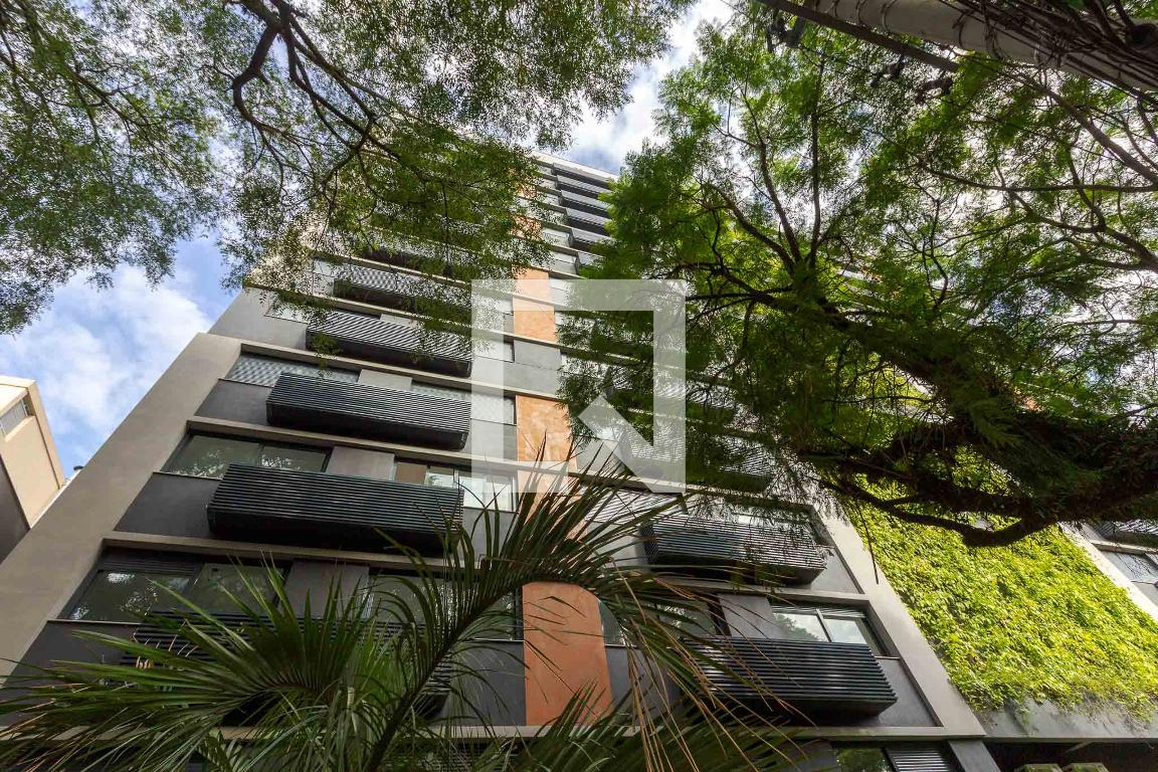 Fachada Condomínio em Rua Tenente Coronel Fabricio Pillar, 290