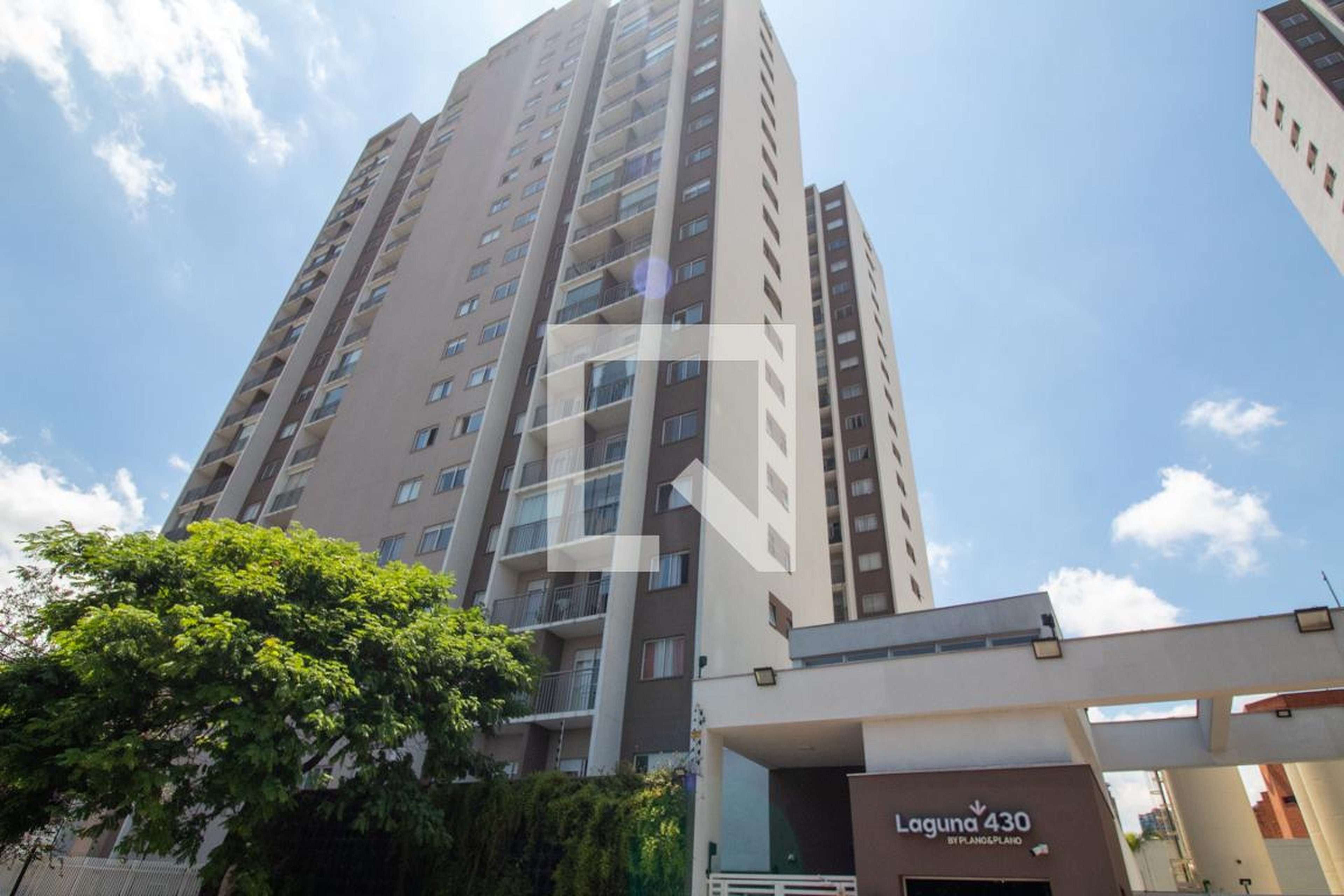 Fachada do Prédio Condomínio de Edifício Residencial Laguna 430 - (São Paulo)