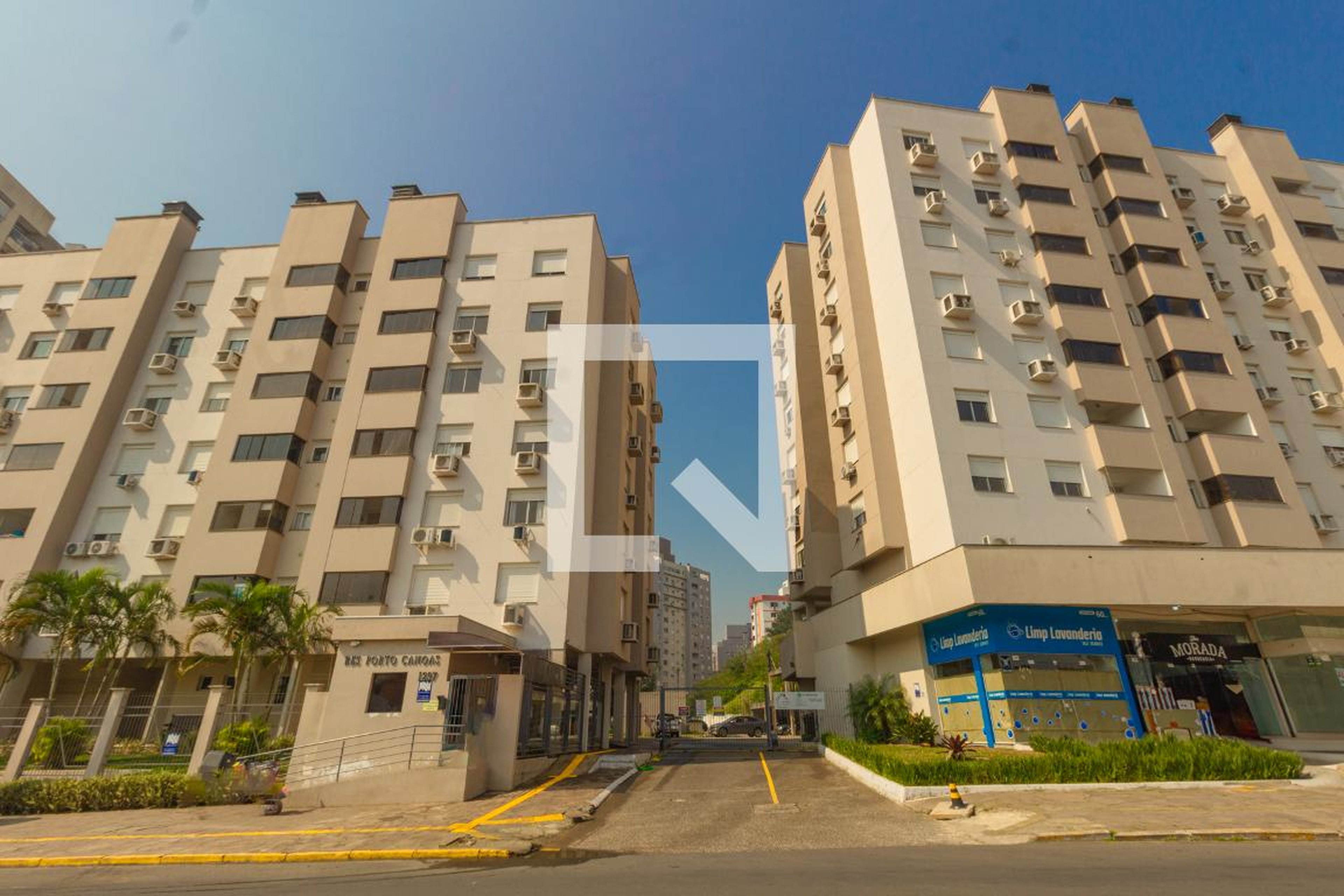 Fachada do Prédio Residencial Porto Canoas