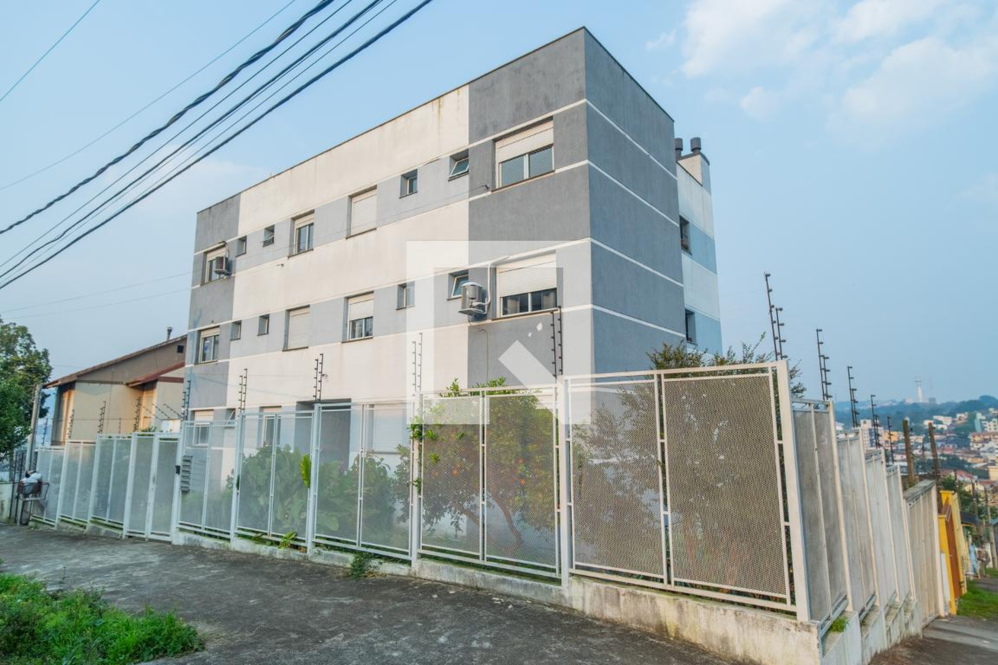 Fachada Condomínio em Rua Cuiabá, 113