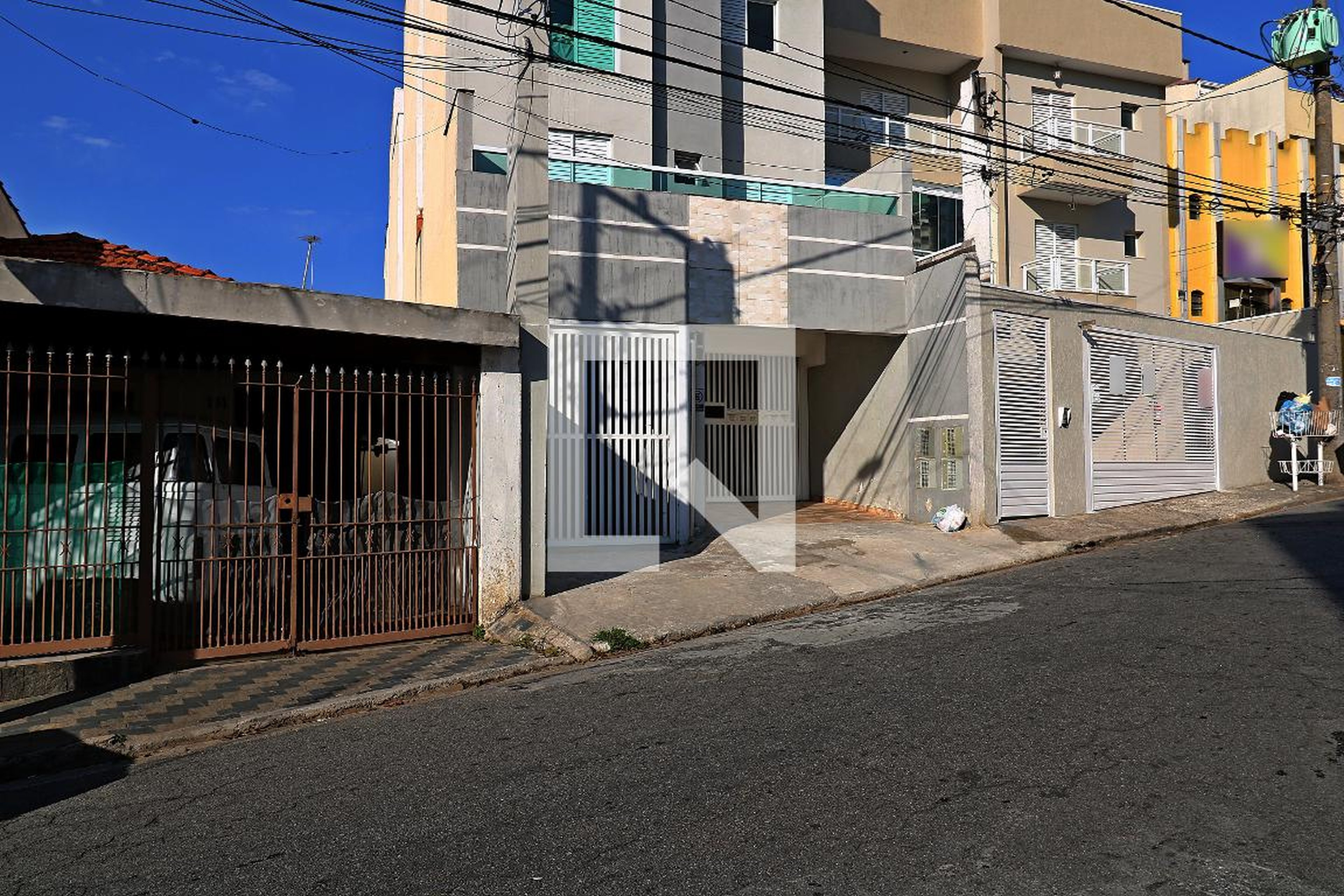 Fachada Condomínio em Rua Barão do Rio Branco, 137