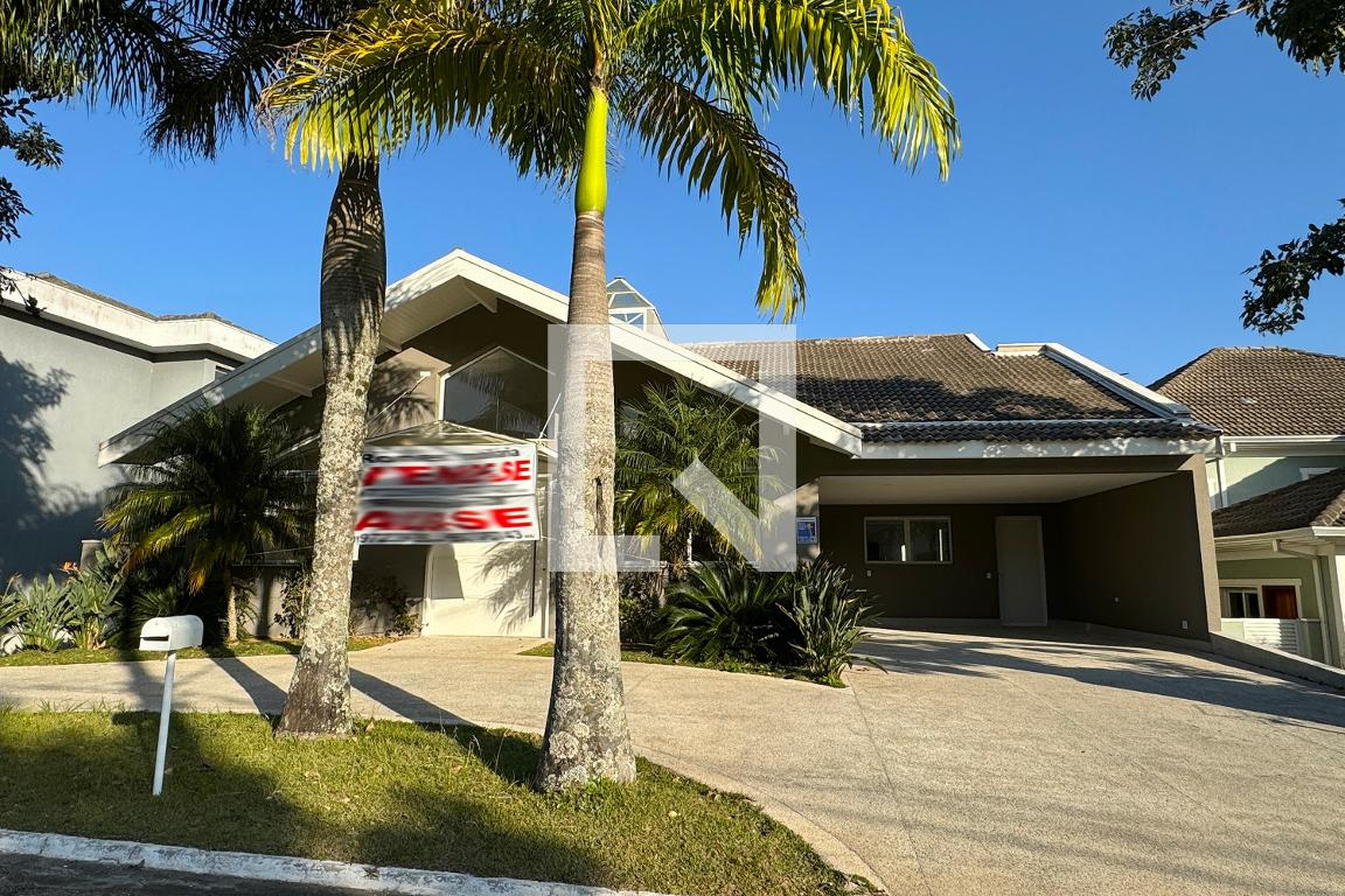 Fachada Condomínio em Alameda Jagapé, 0