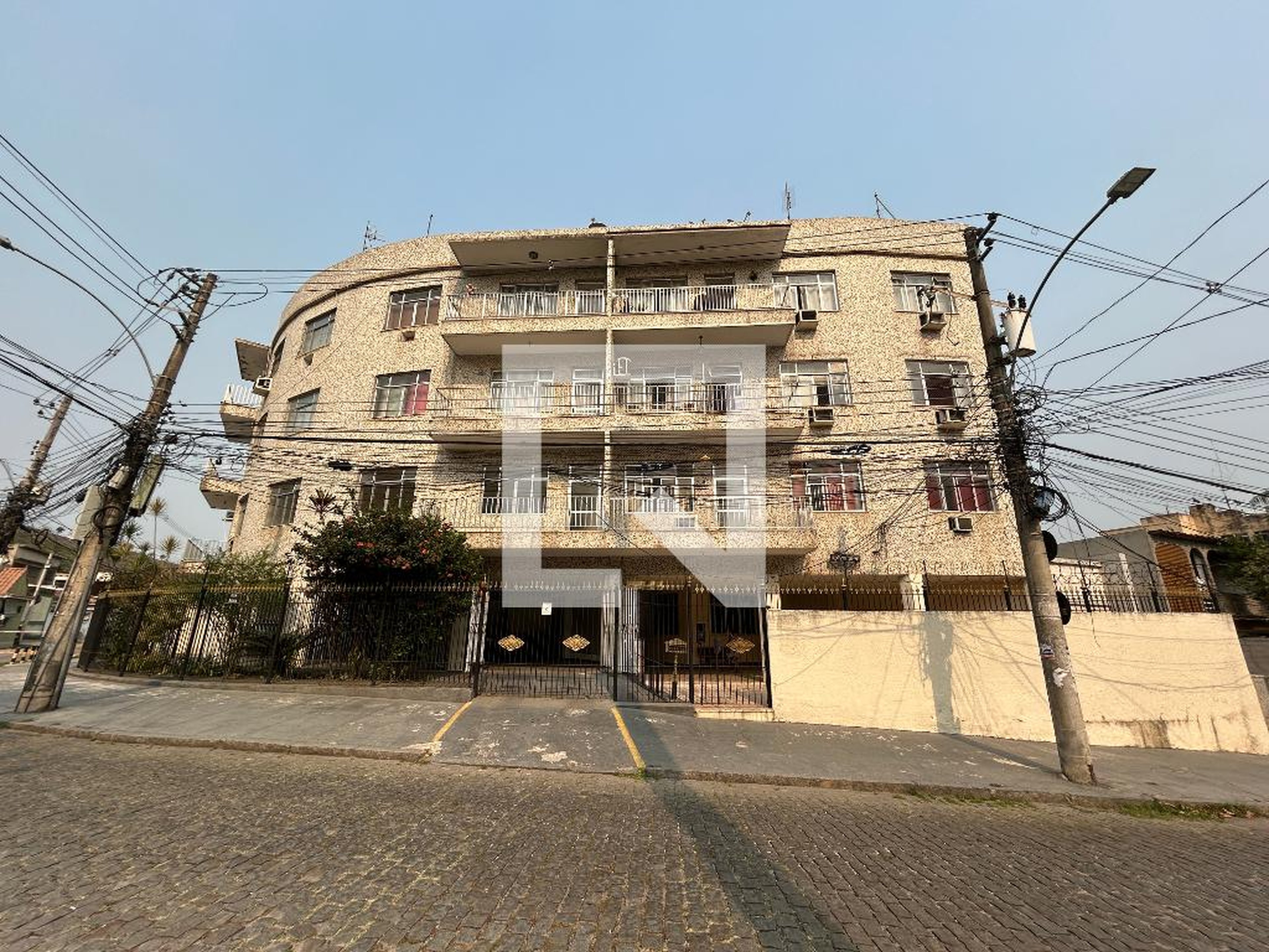 Fachada do Prédio Condomínio em R. Aiera, 640