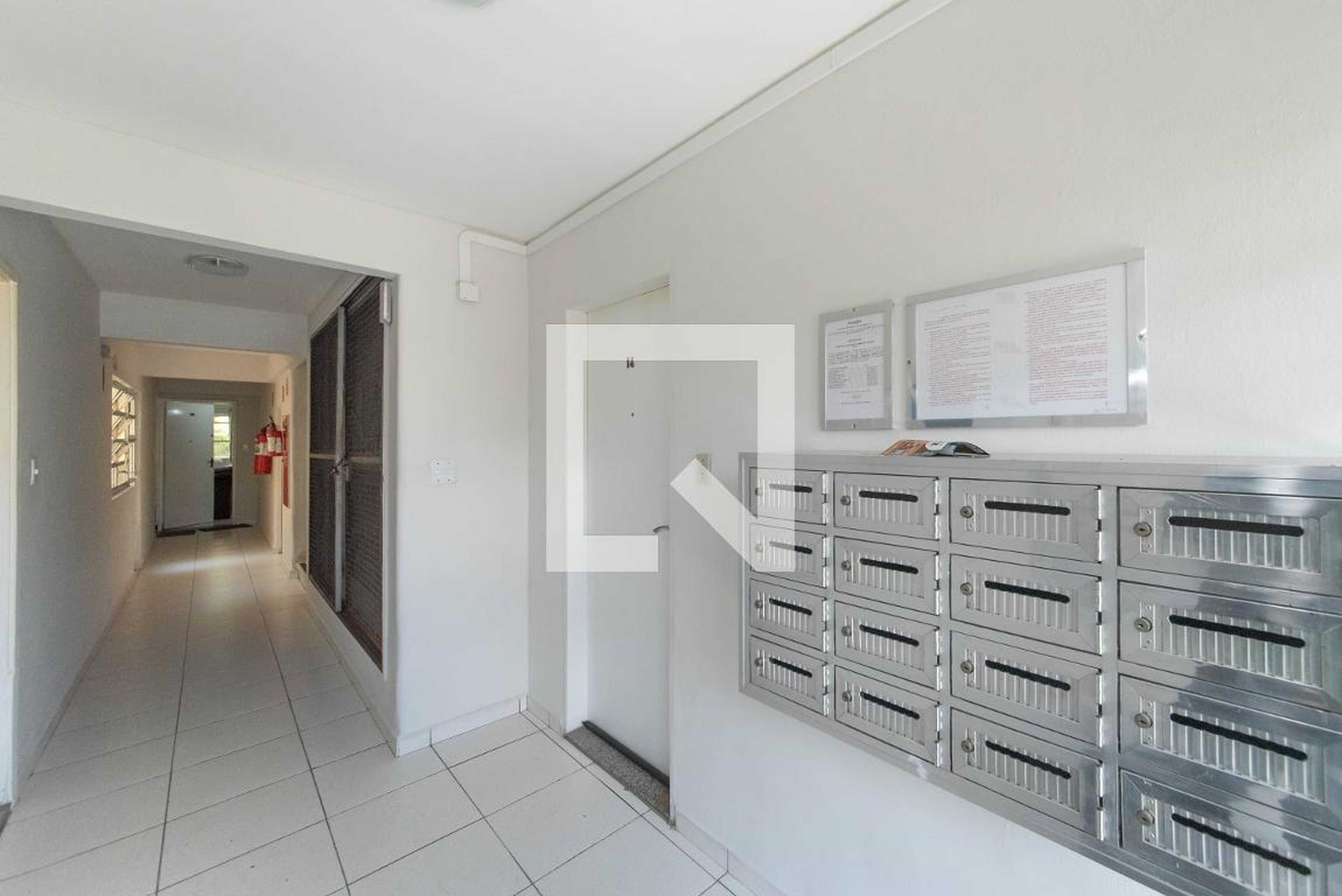 Hall Social - null