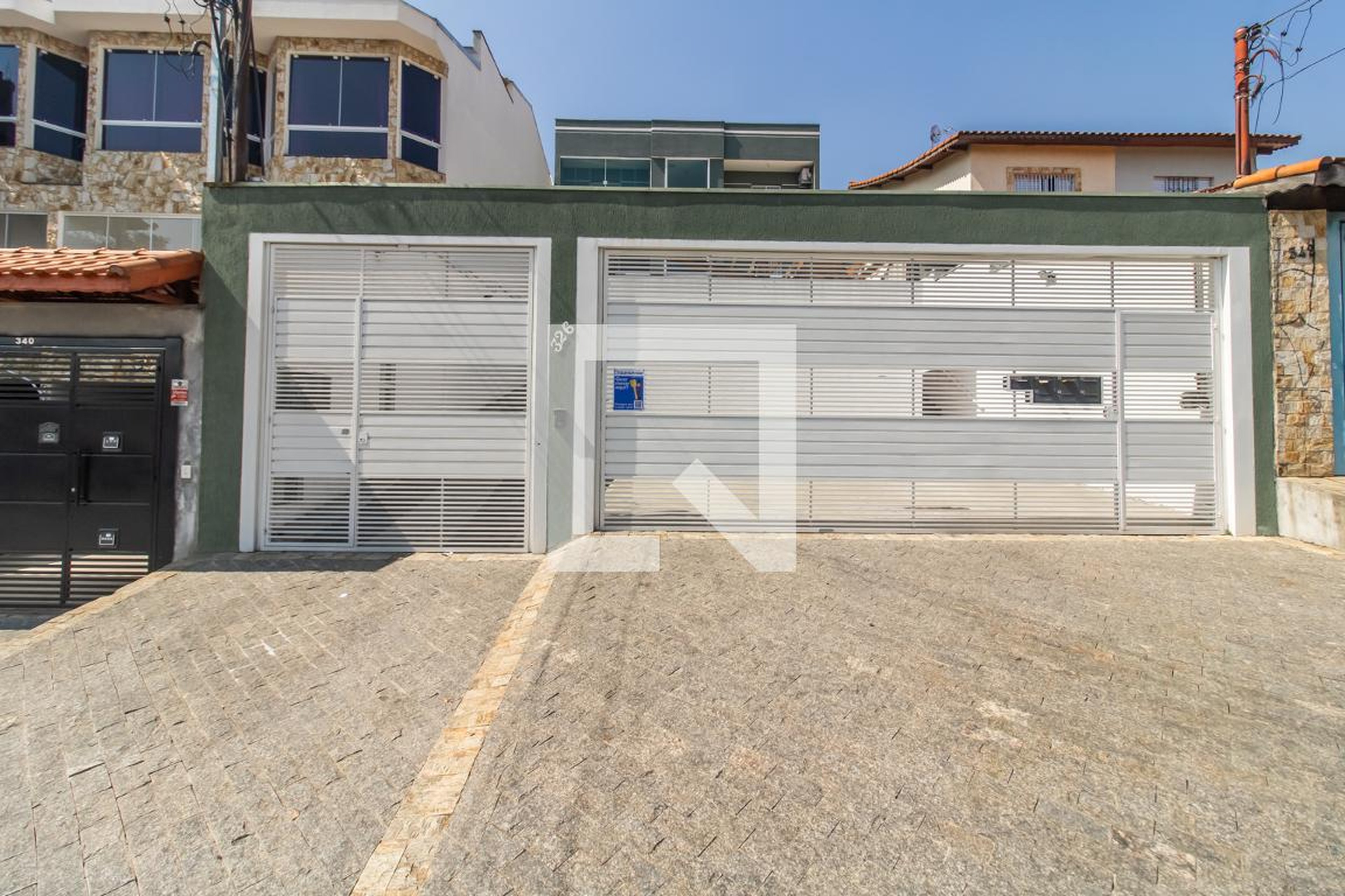 Fachada Condomínio em R. João Antônio Andrade, 326