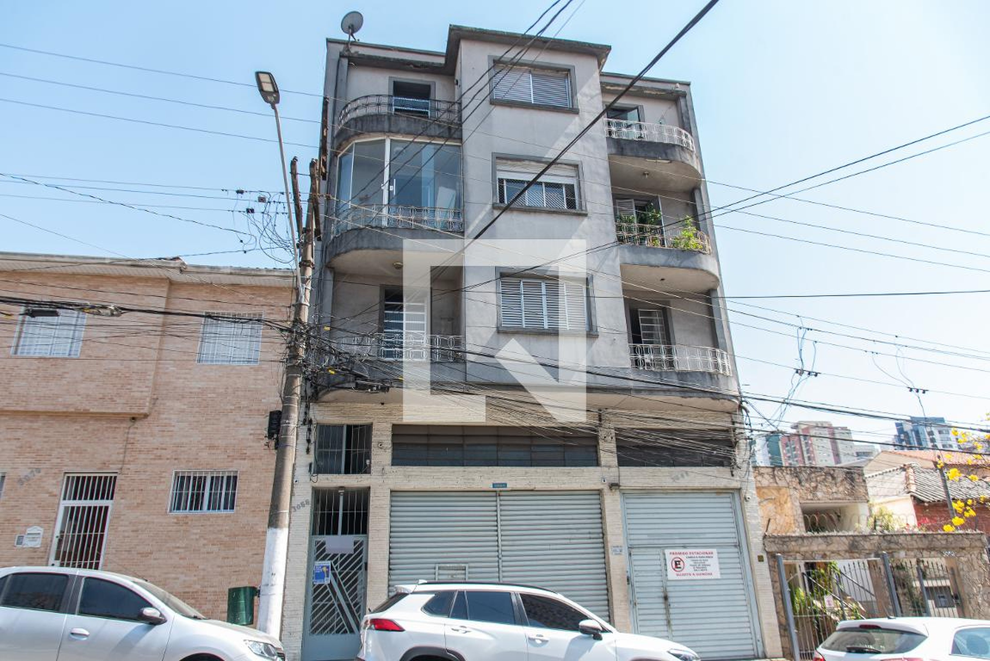 Fachada Condomínio em Rua Cipriano Barata, 3066