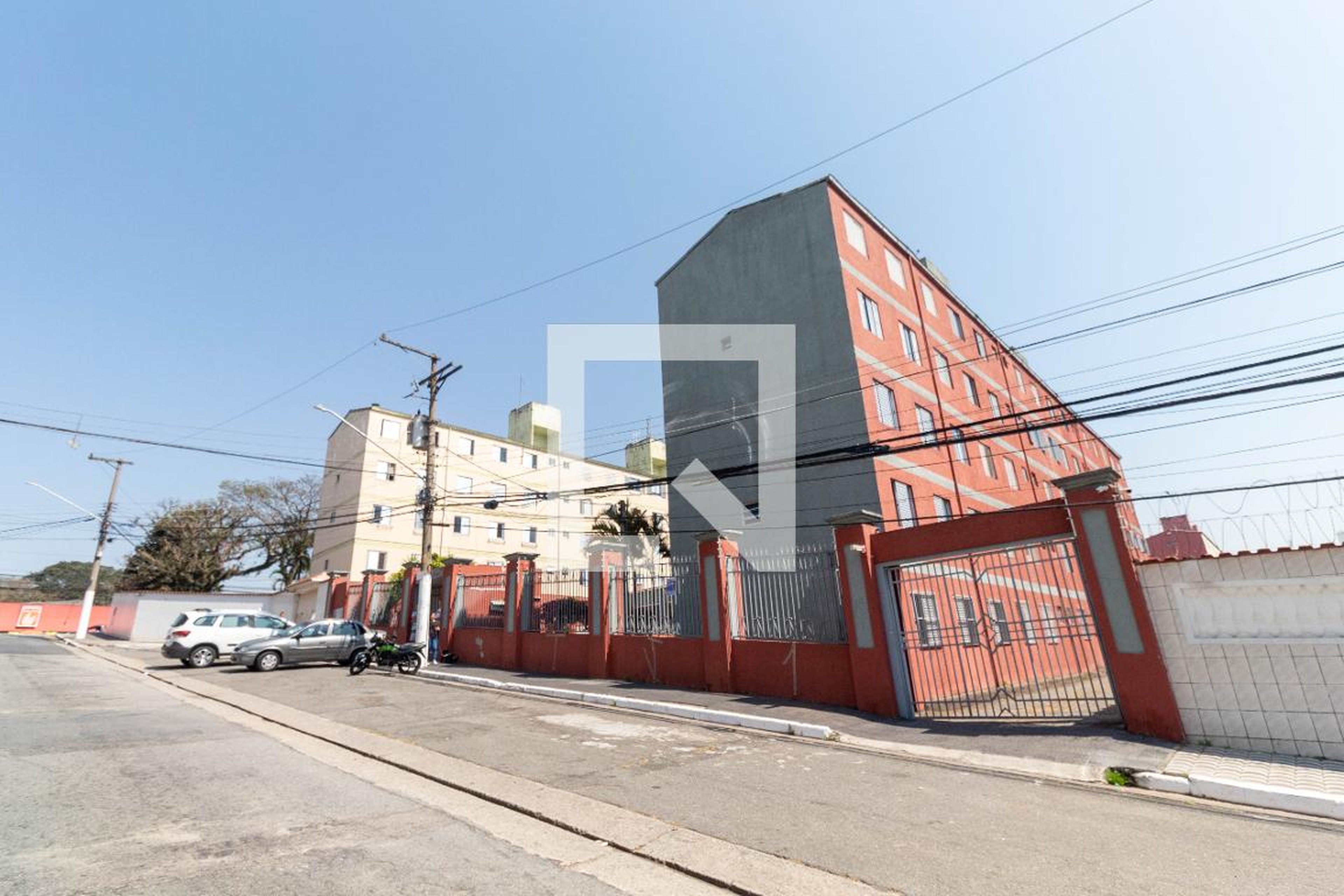 Fachada do Prédio Condomínio em Rua Padre José de Castilho, 45
