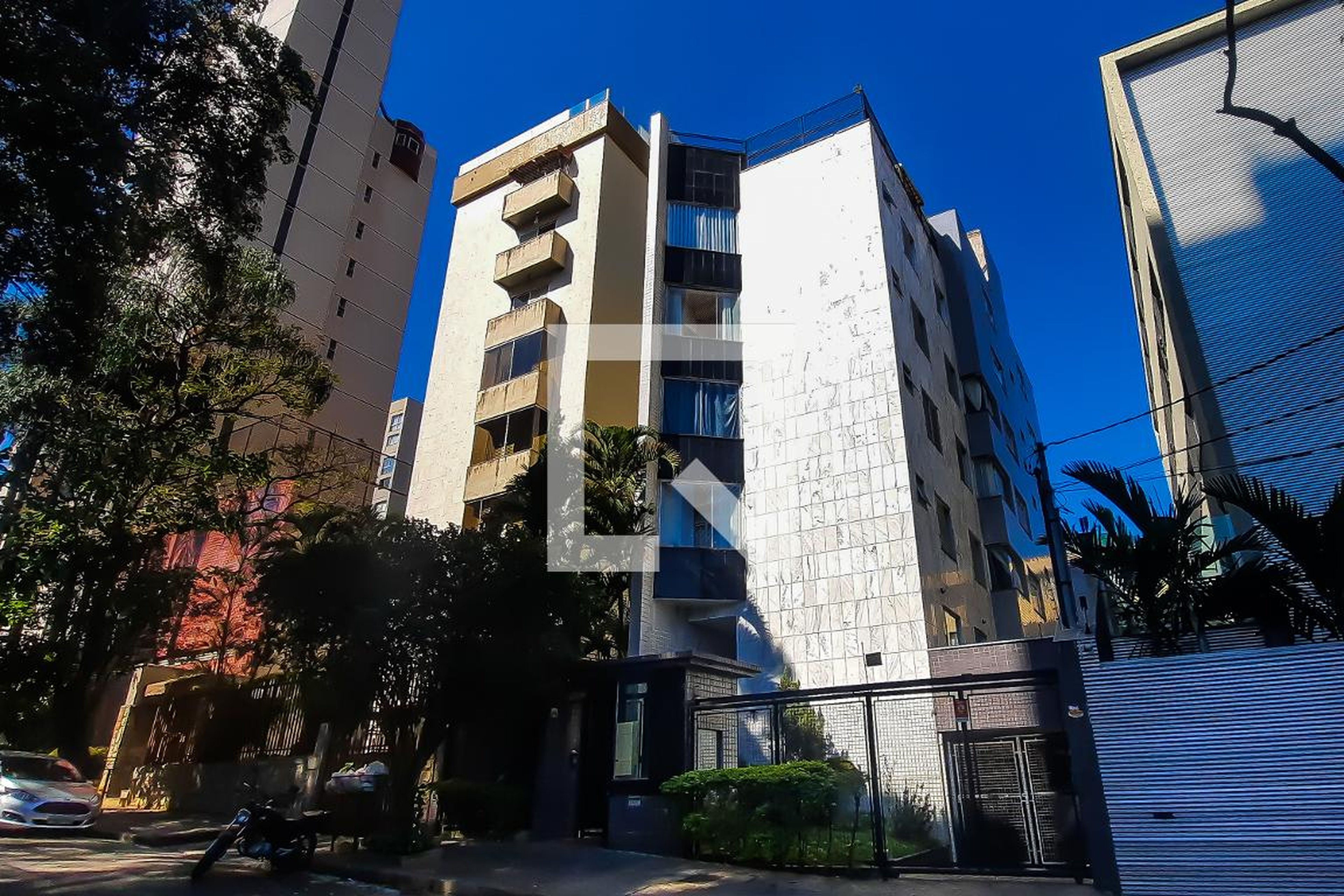 Fachada Condomínio em Rua República Argentina, 47