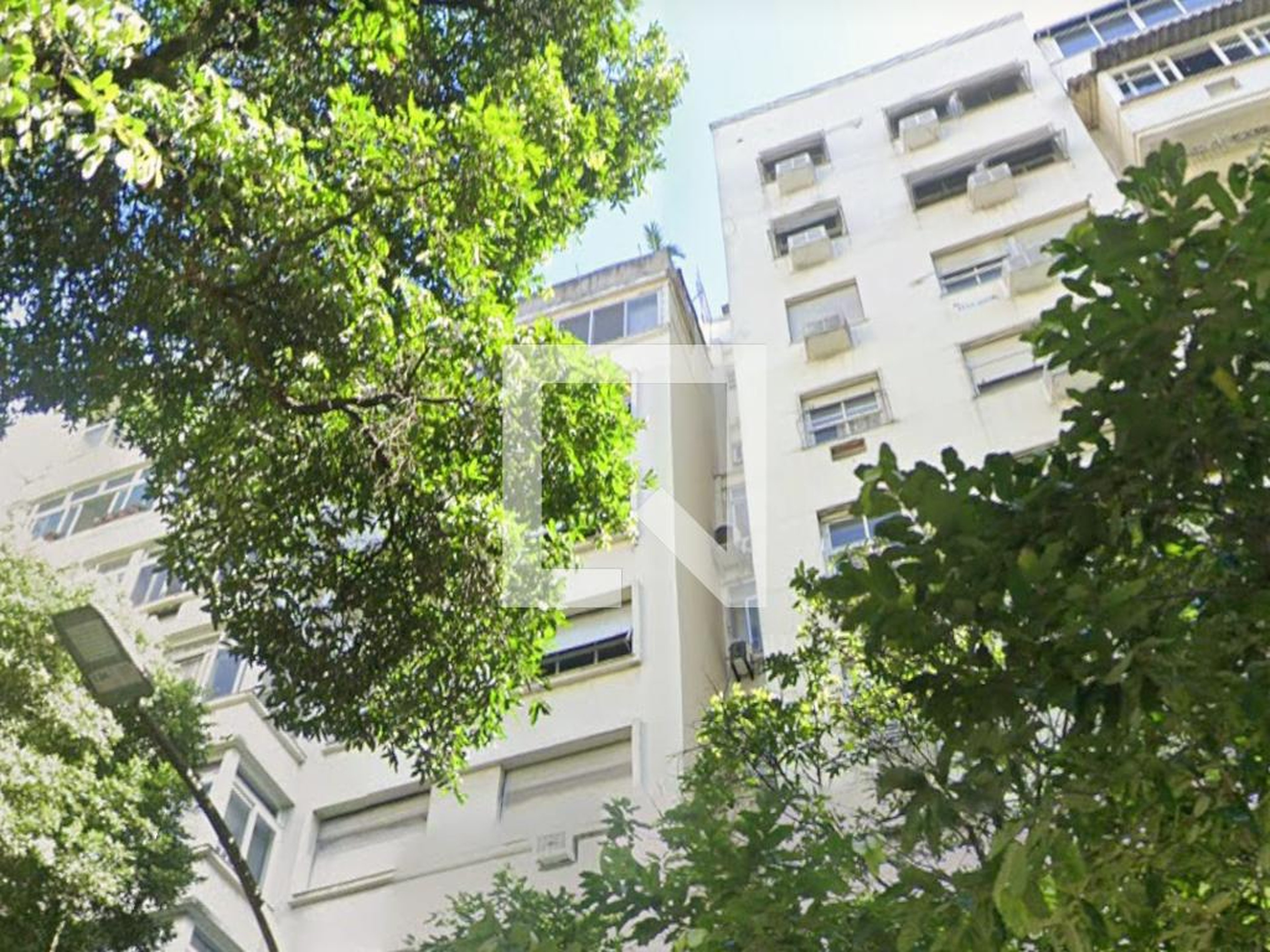 Fachada Condomínio em Rua Bulhões Carvalho, 577