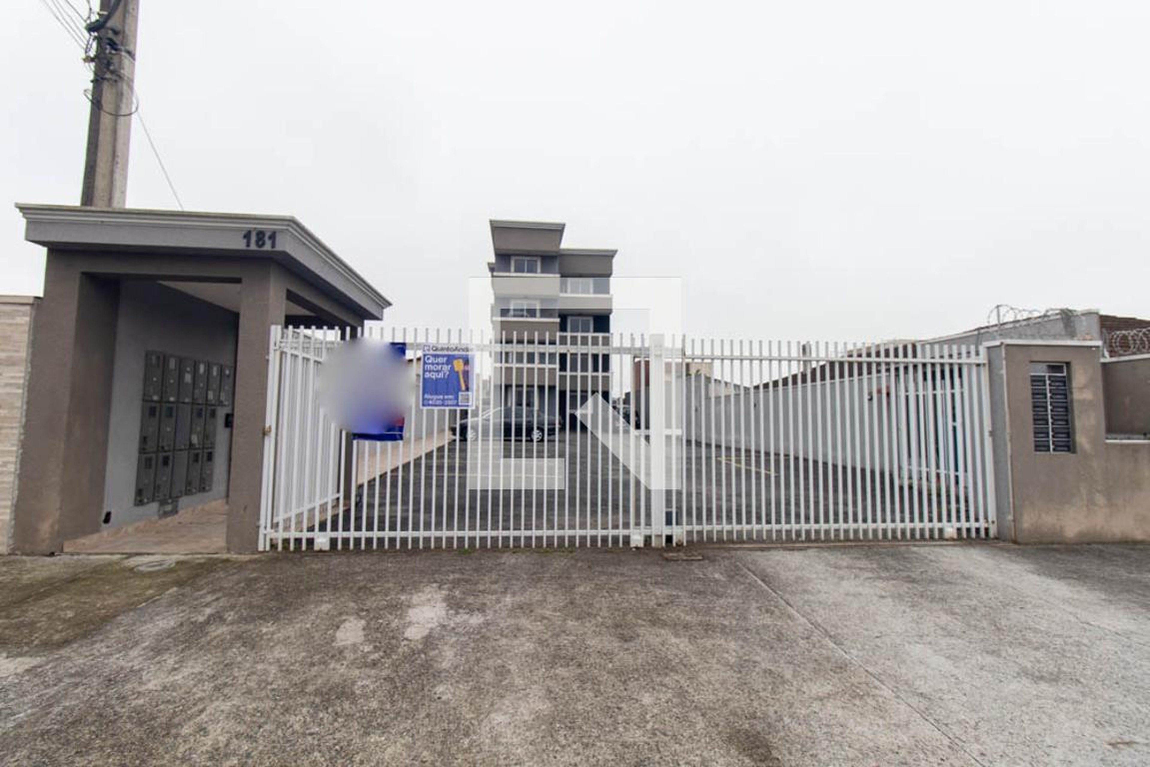 Fachada do Prédio Condomínio em Rua Miguel Fogiatto Sobrinho, 181