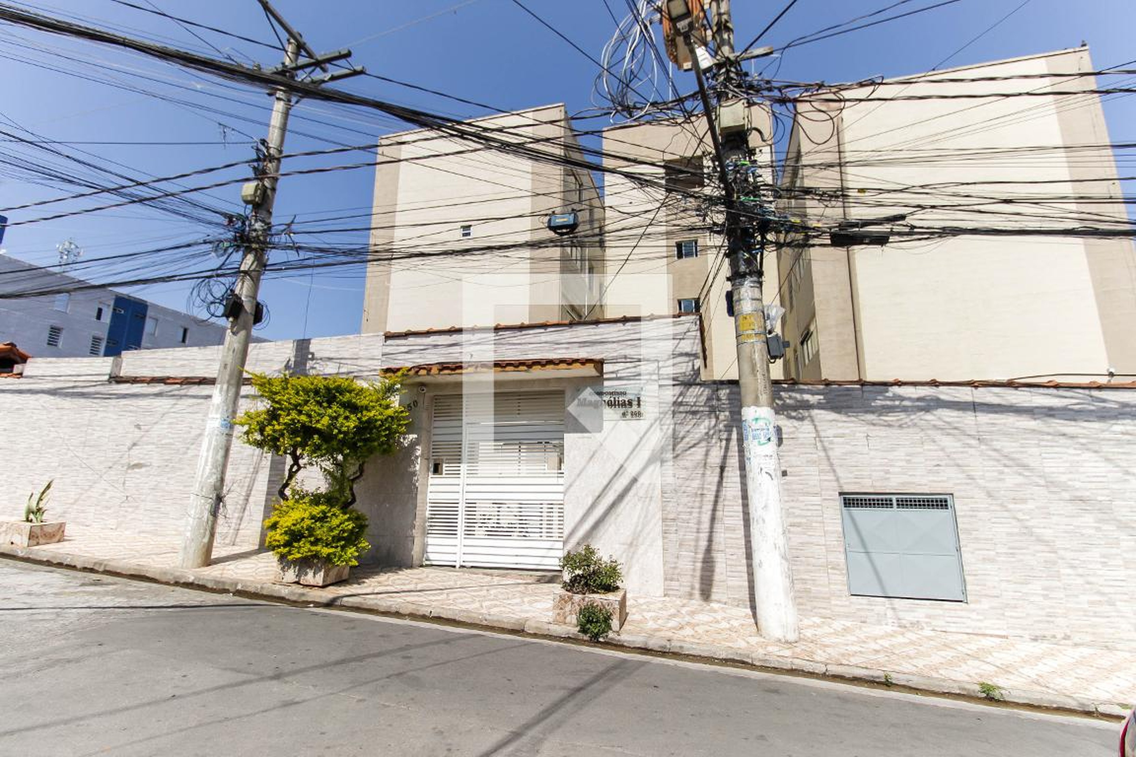 Fachada do Prédio Condomínio em Rua Baltazar Teles, 250