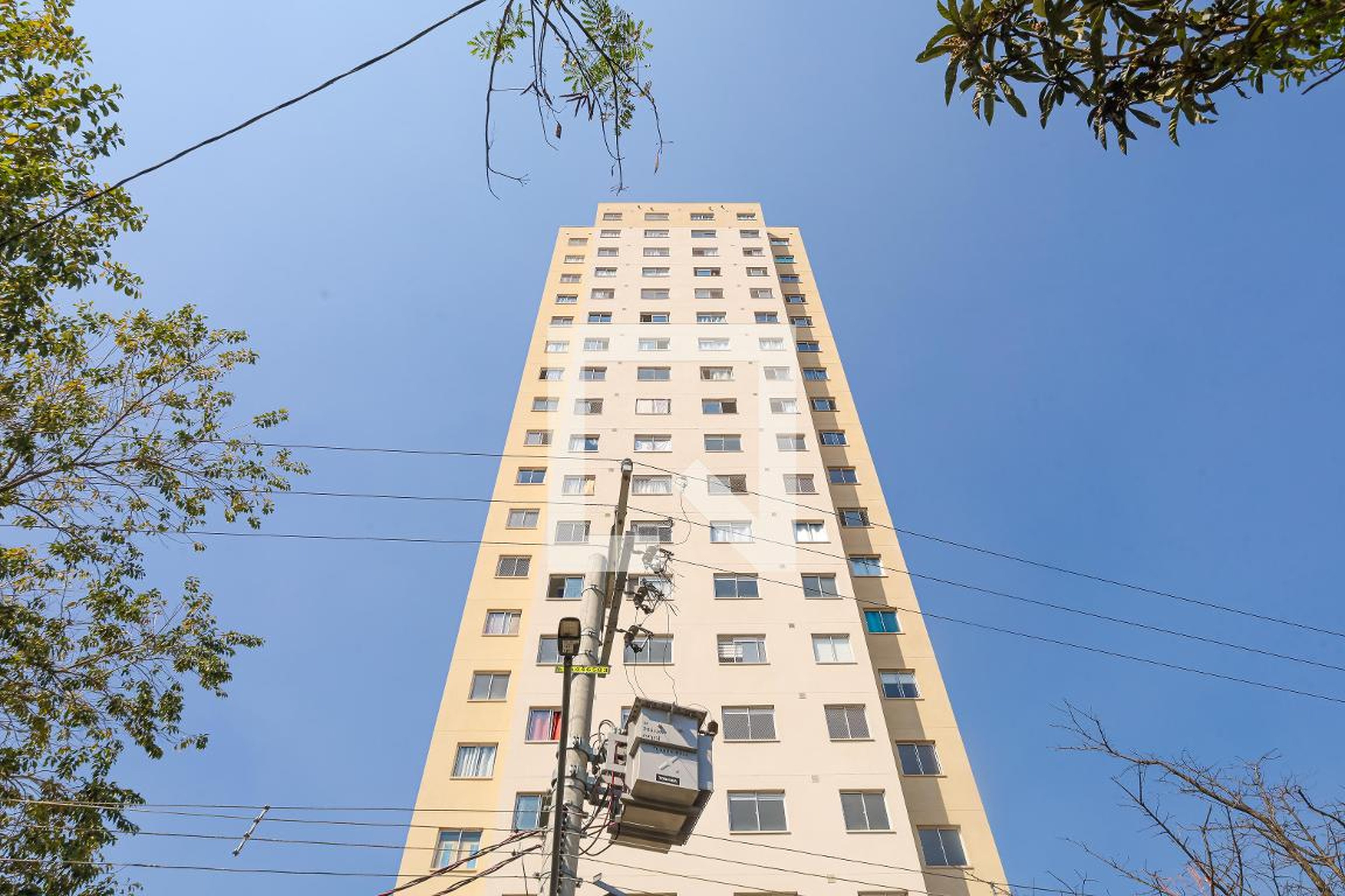 Prédio Condomínio em Rua Osório Franco Vilhena, 1196