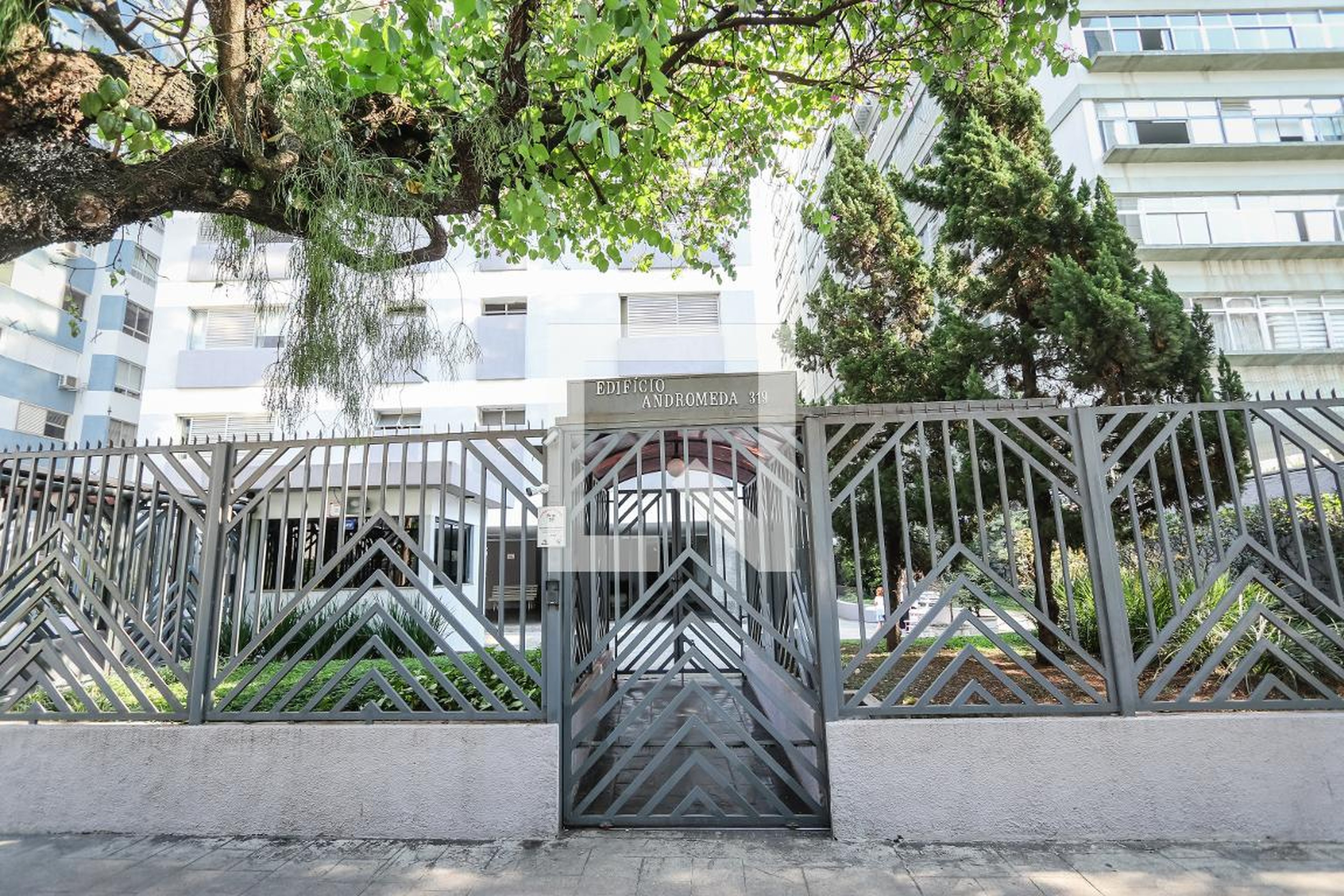 Fachada do Prédio Condomínio Andrômeda