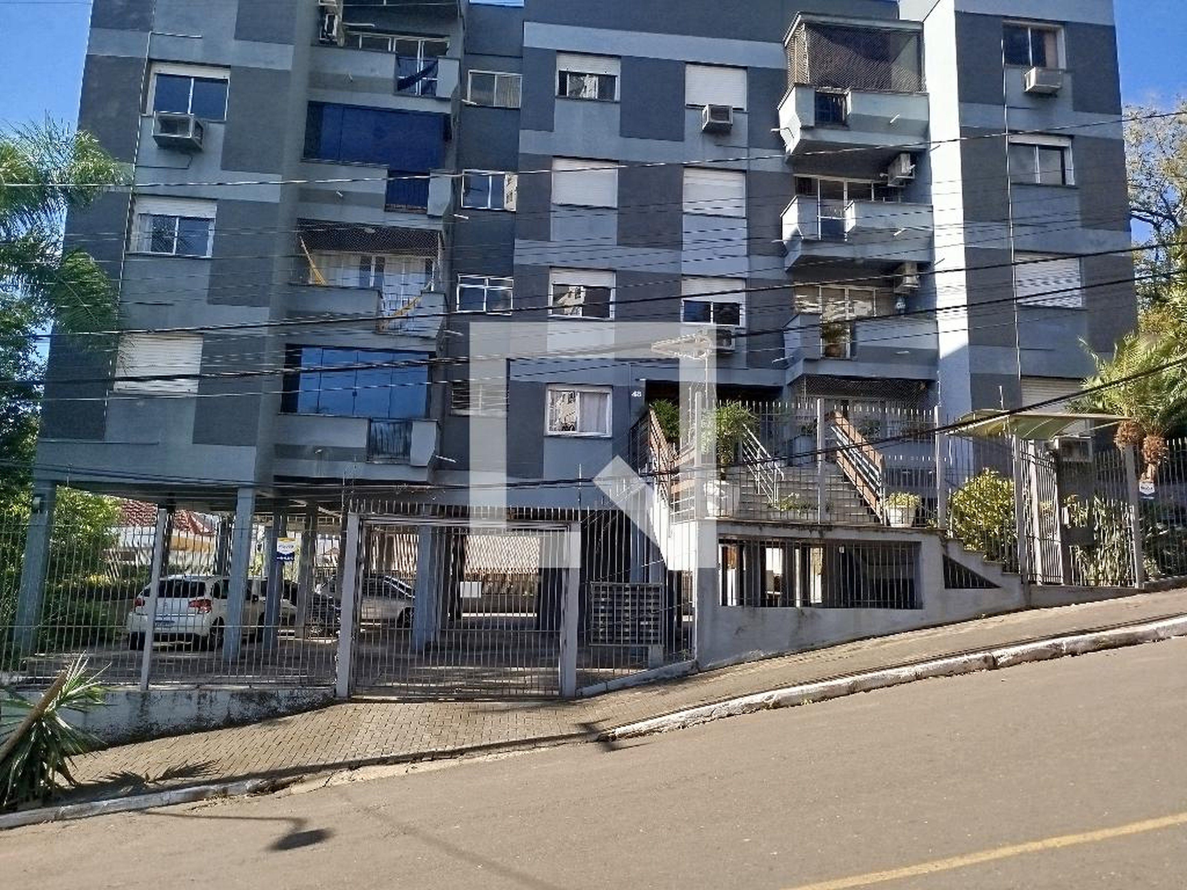 Fachada Condomínio em Rua Marechal Floriano, 48