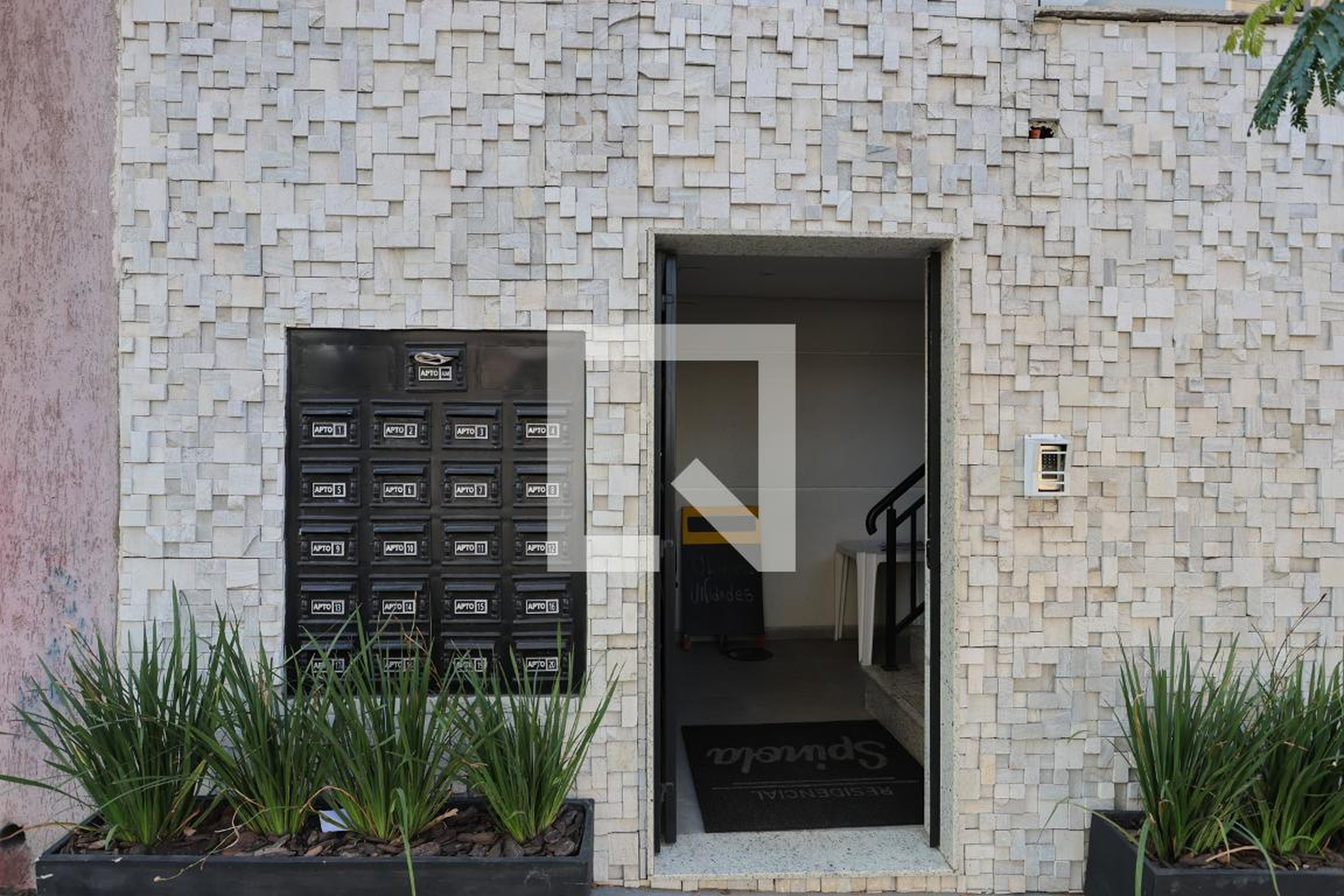 Fachada do condomínio Residencial Spinola