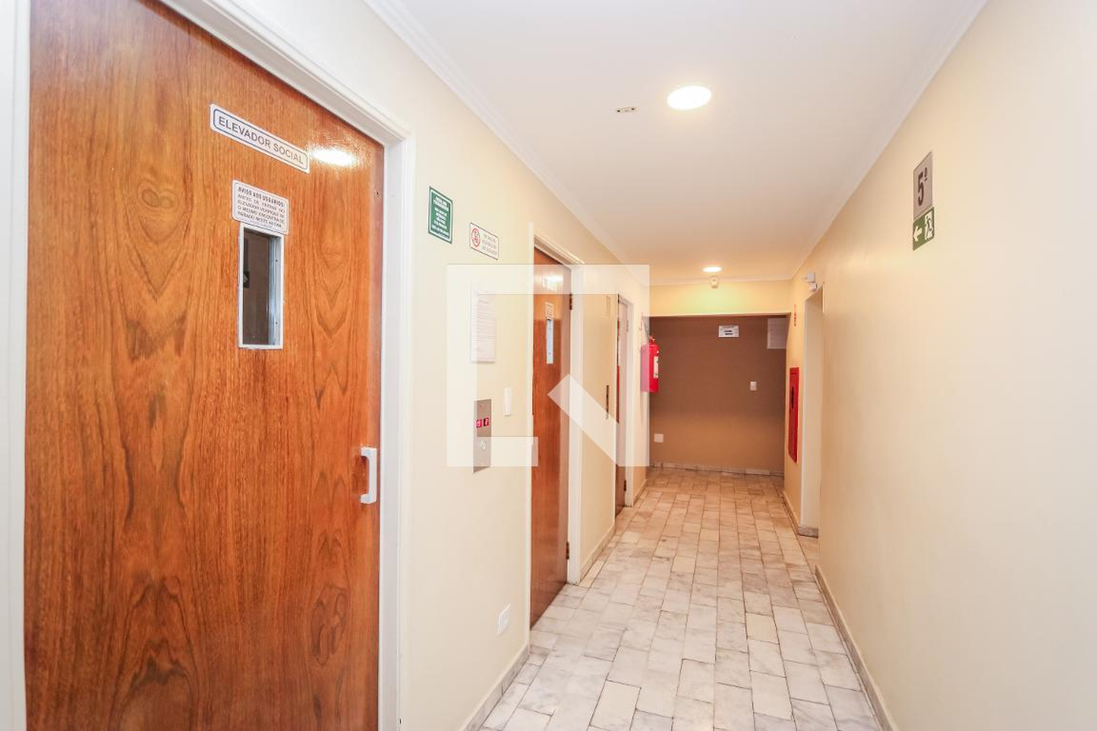 Hall Social - Lorena