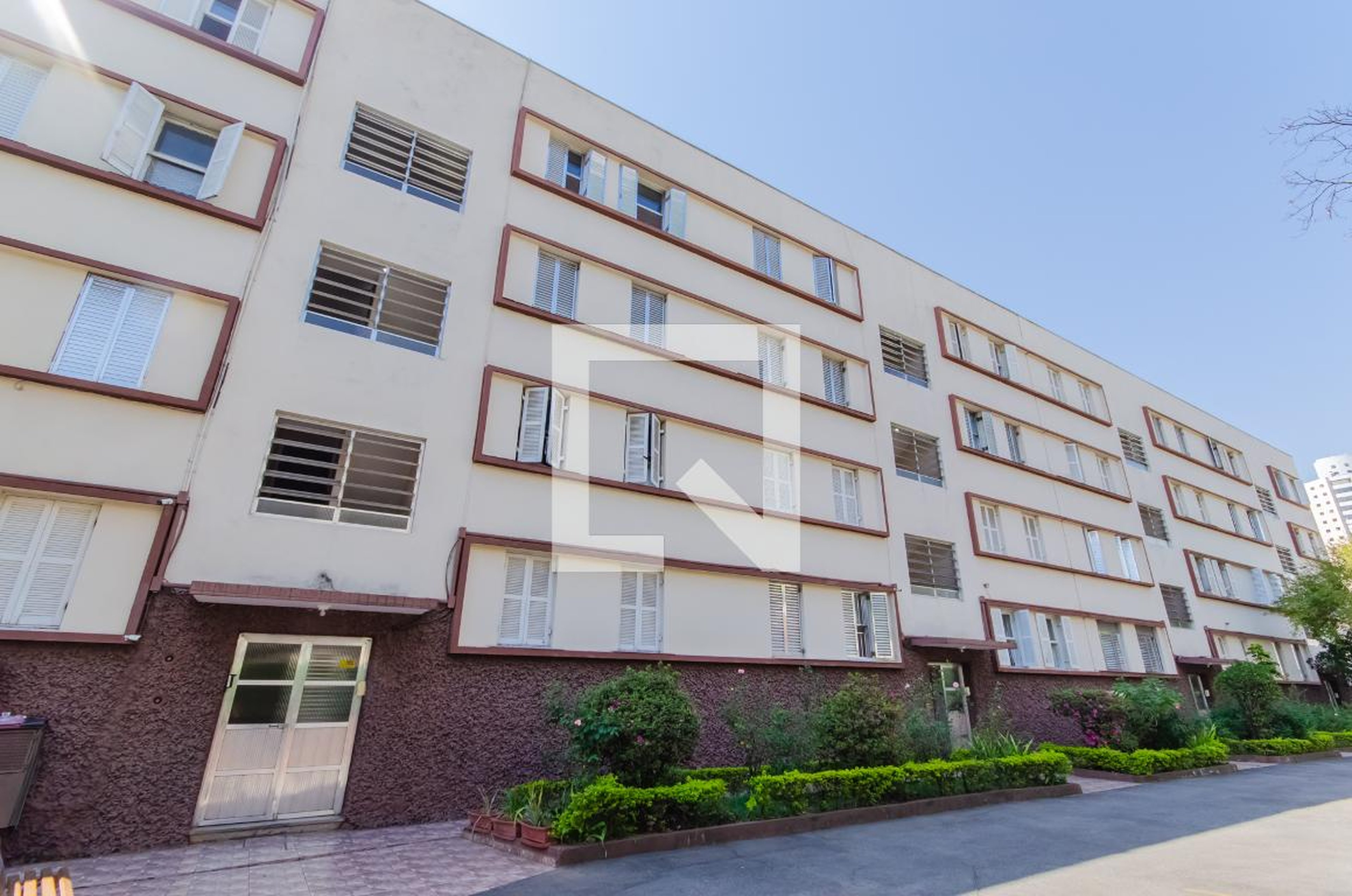 Fachada do Prédio Condomínio em Rua Leopoldo Miguez, 512