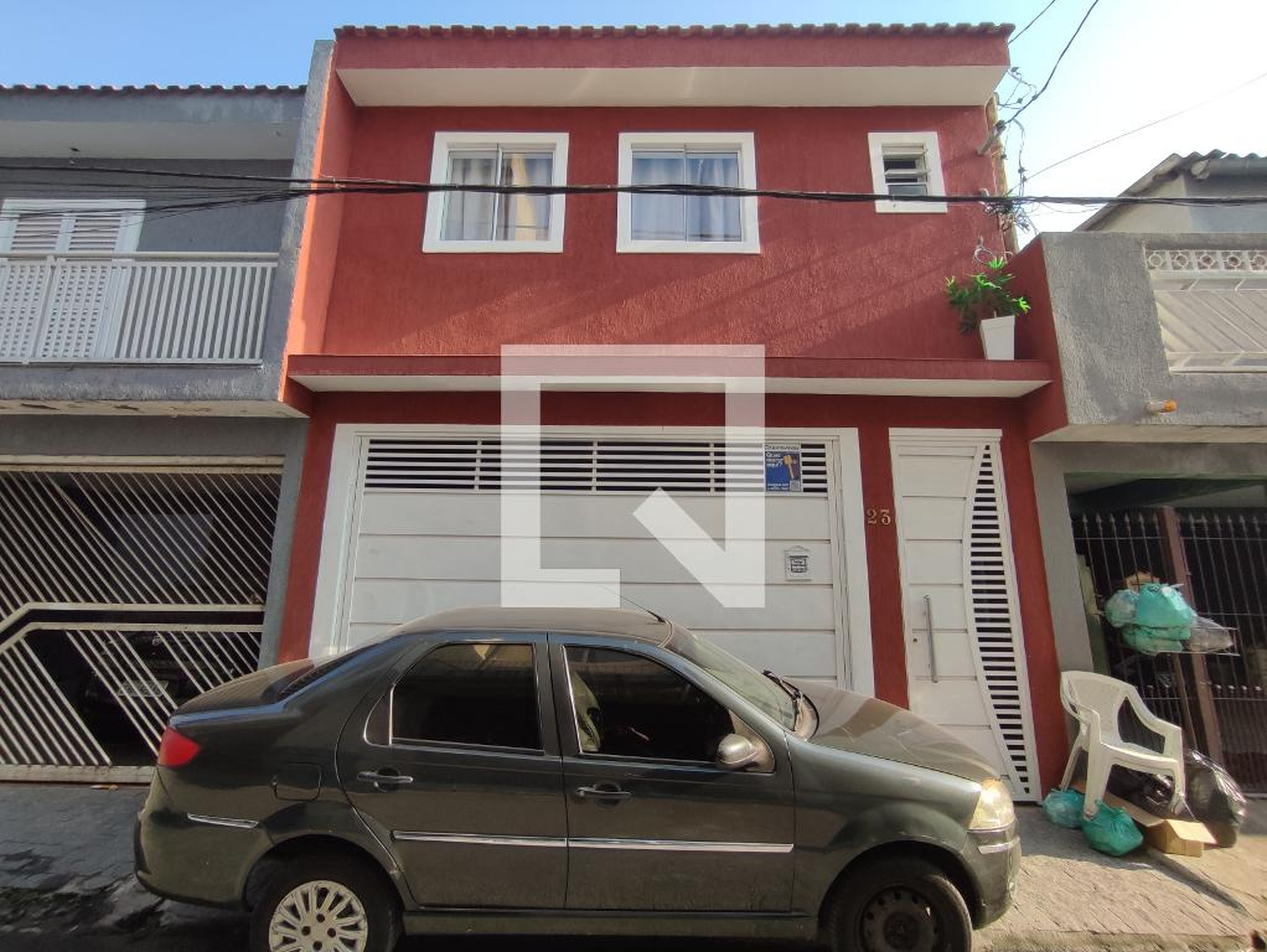 Fachada Condomínio em Travessa Barão da Costa Veiga, 23