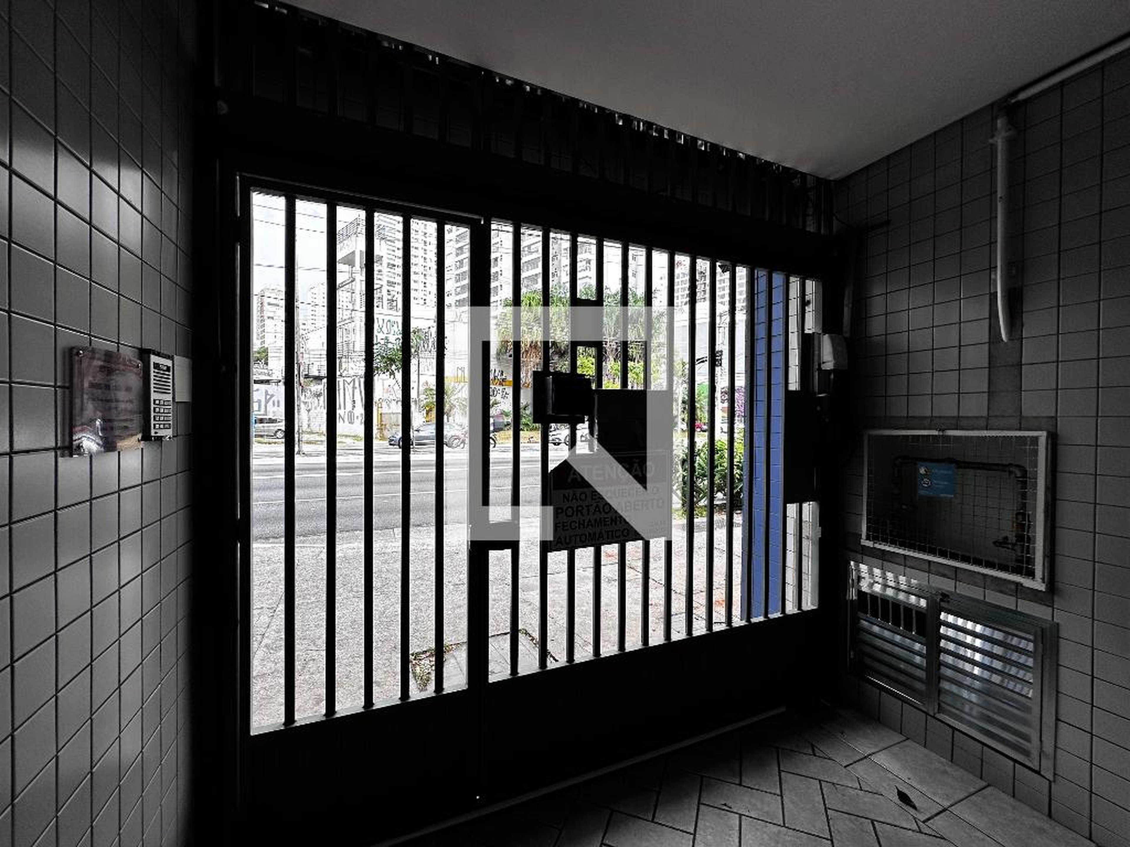 Entrada - João Dias