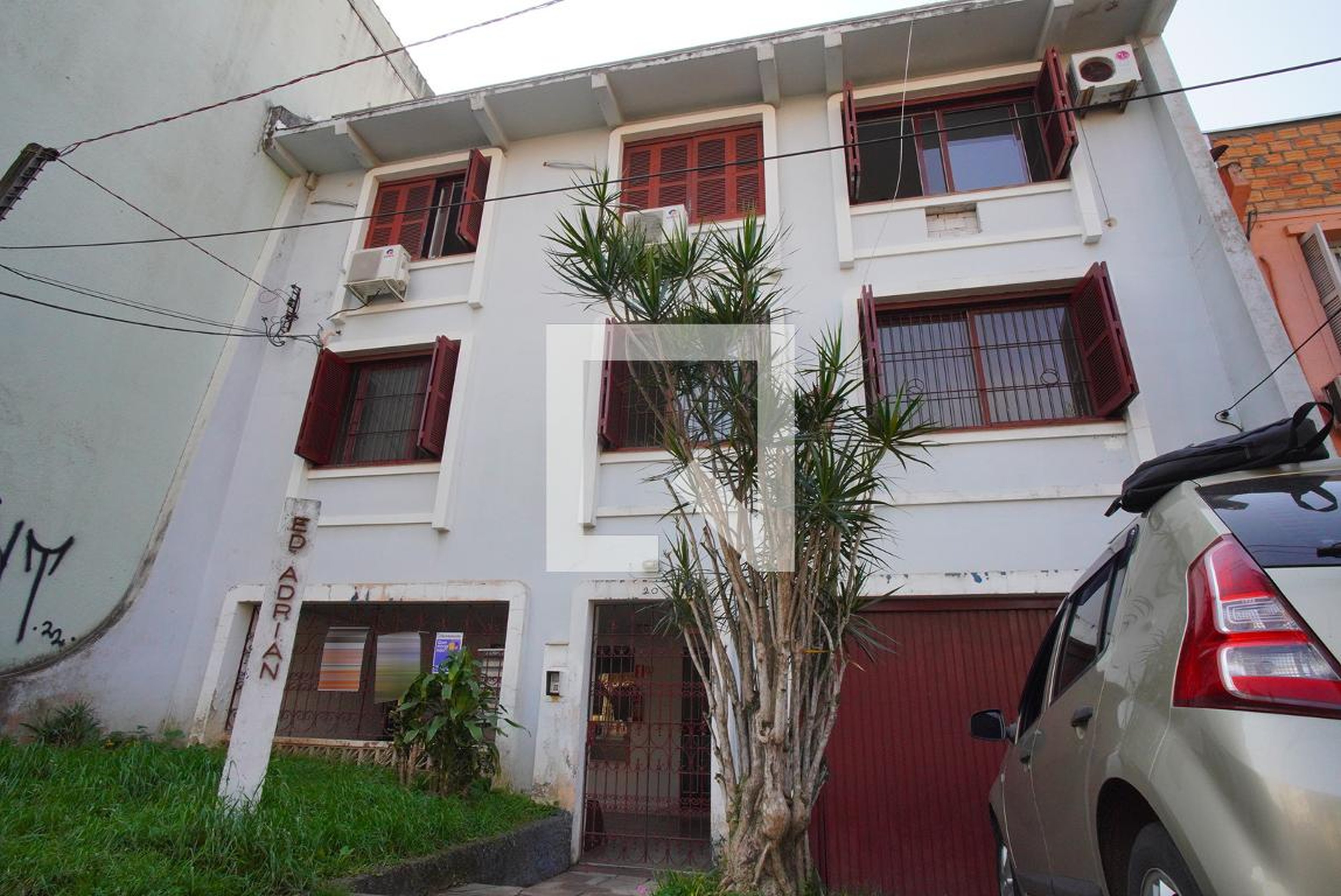 Fachada Edifício Adriane