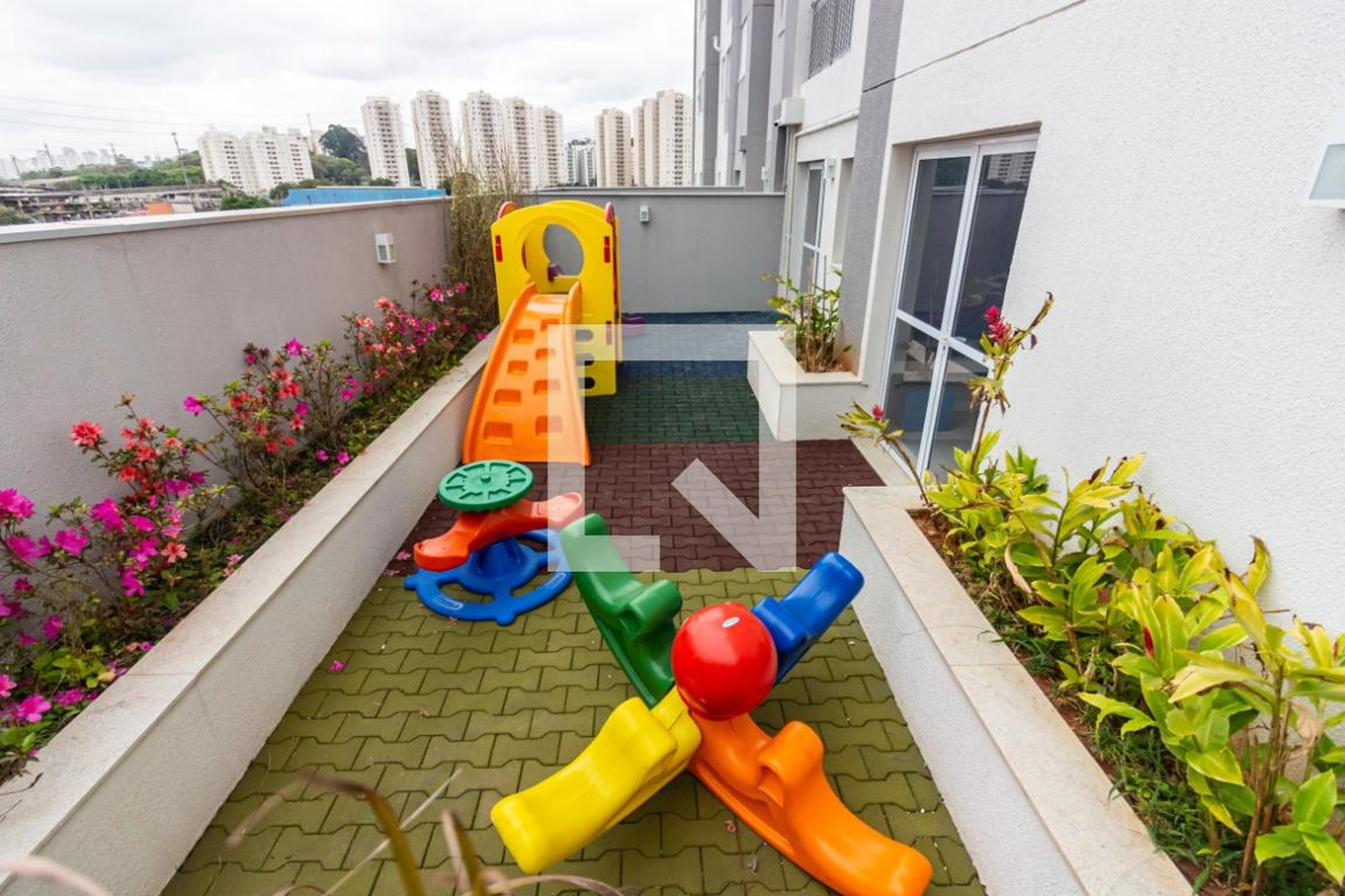 Playground - Estação 163