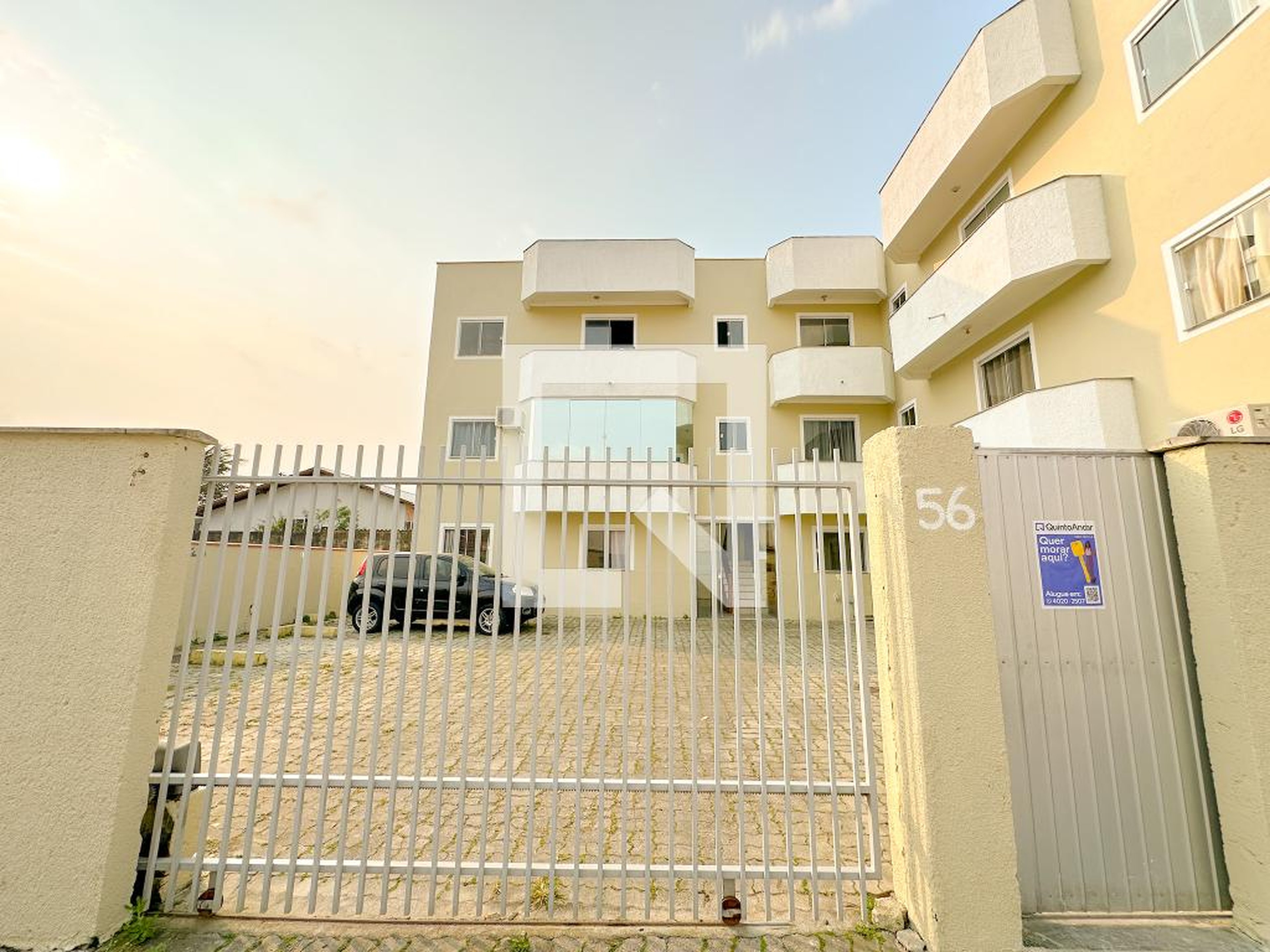 Fachada Condomínio em Servidão Pedro Laureano Dos Santos, 56