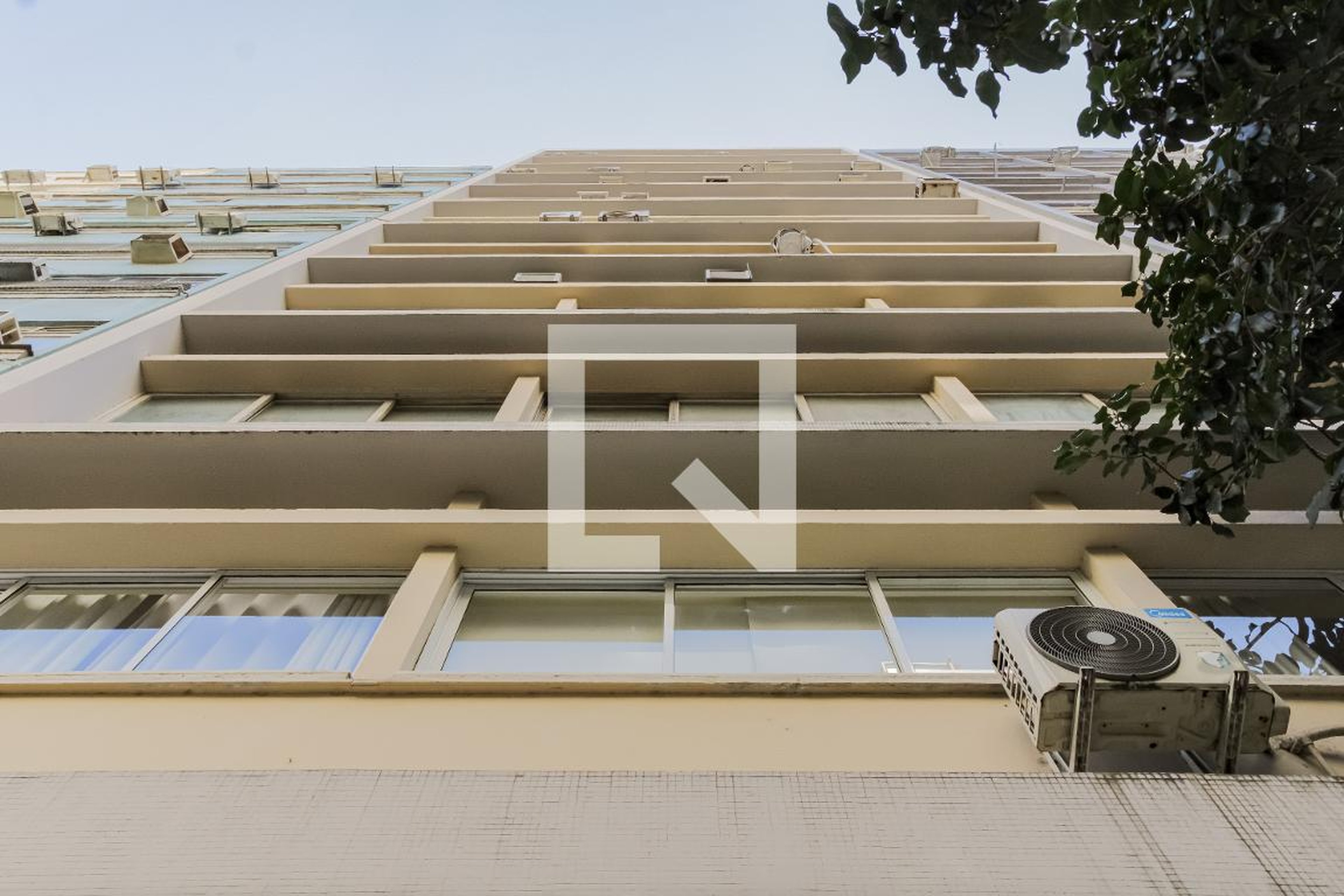 Fachada do Prédio Condomínio em Rua Barata Ribeiro, 590