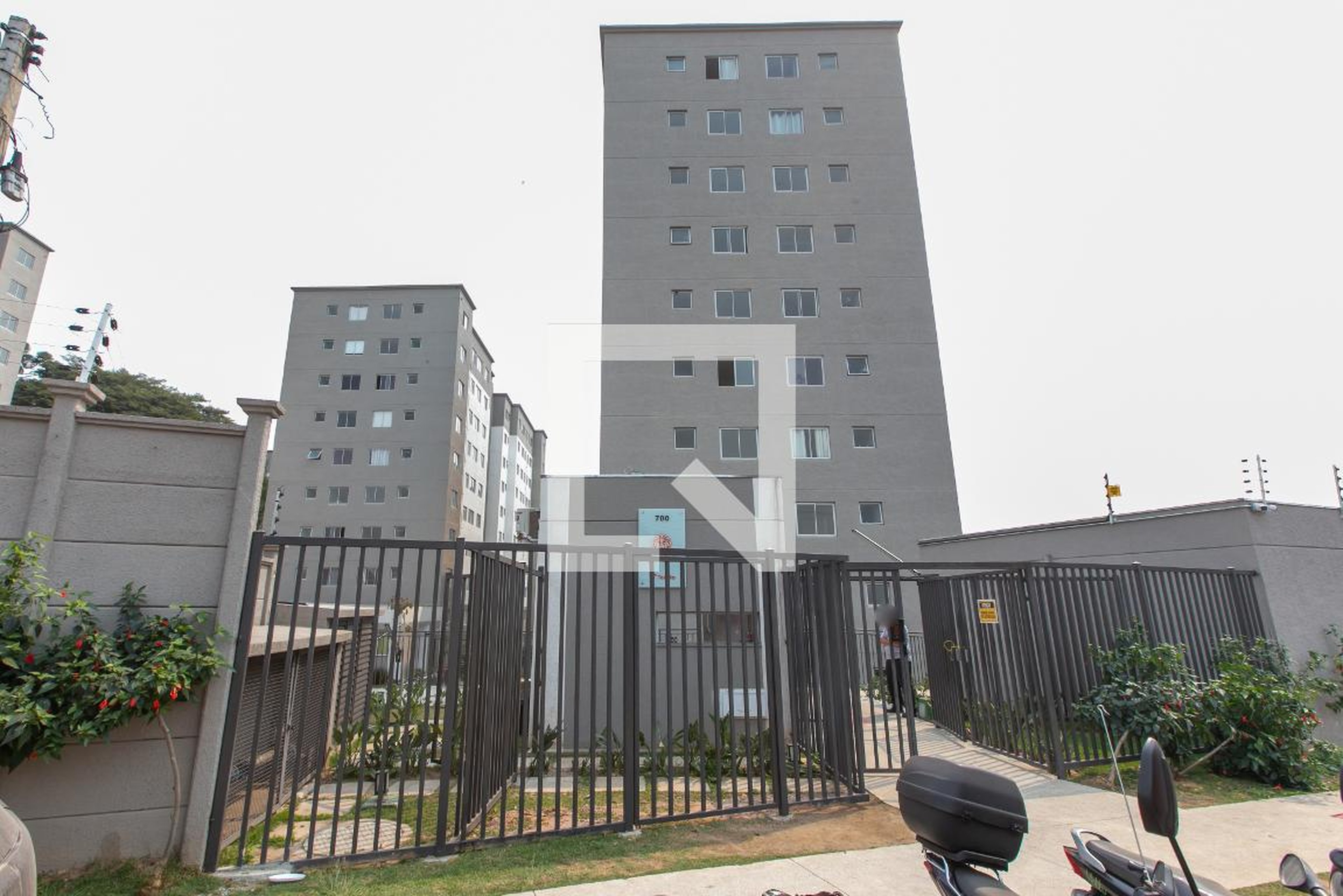 Fachada do Condomínio Condomínio Tamareiras