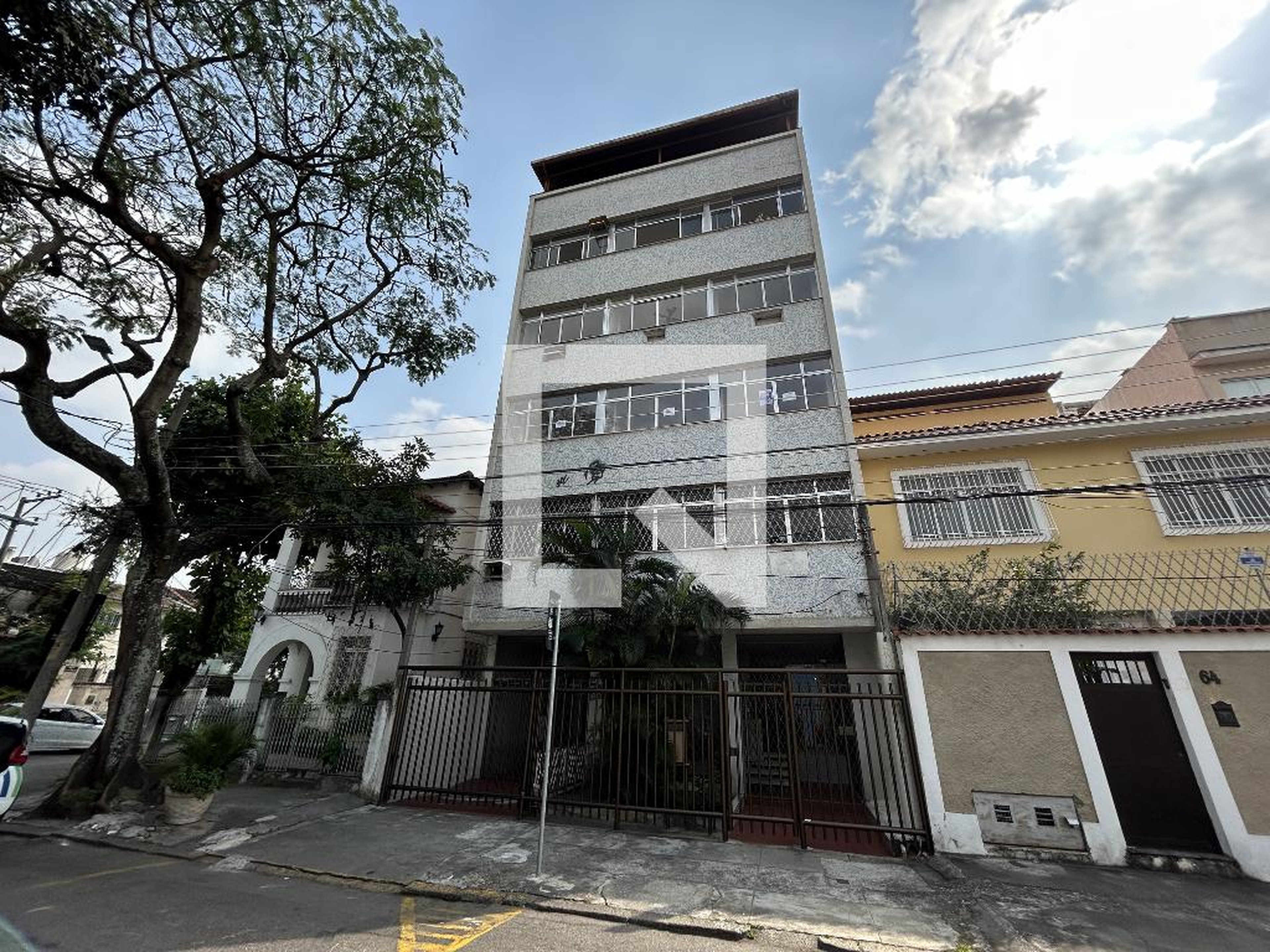 Fachada Edifício Kenia