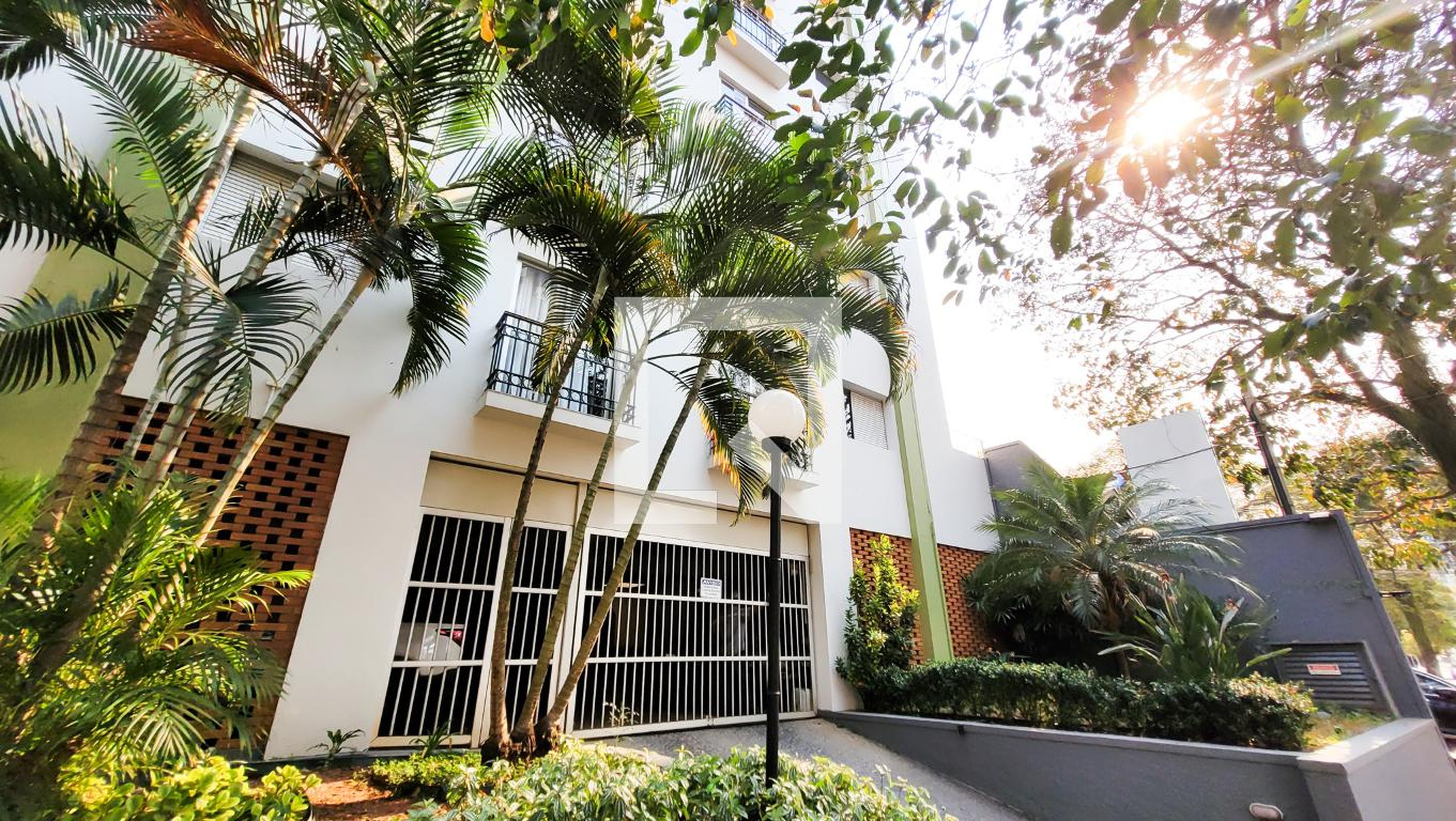 Fachada Condomínio em Avenida Francisco Glicério, 2055