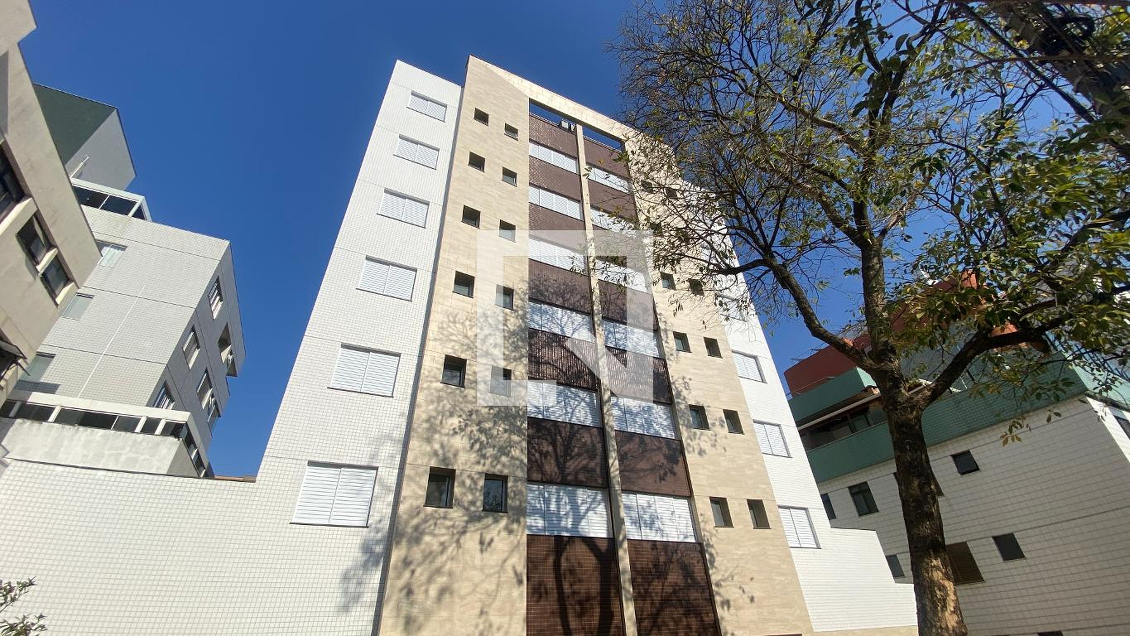 Fachada do Prédio Condomínio em Rua Dom José Gaspar, 1135