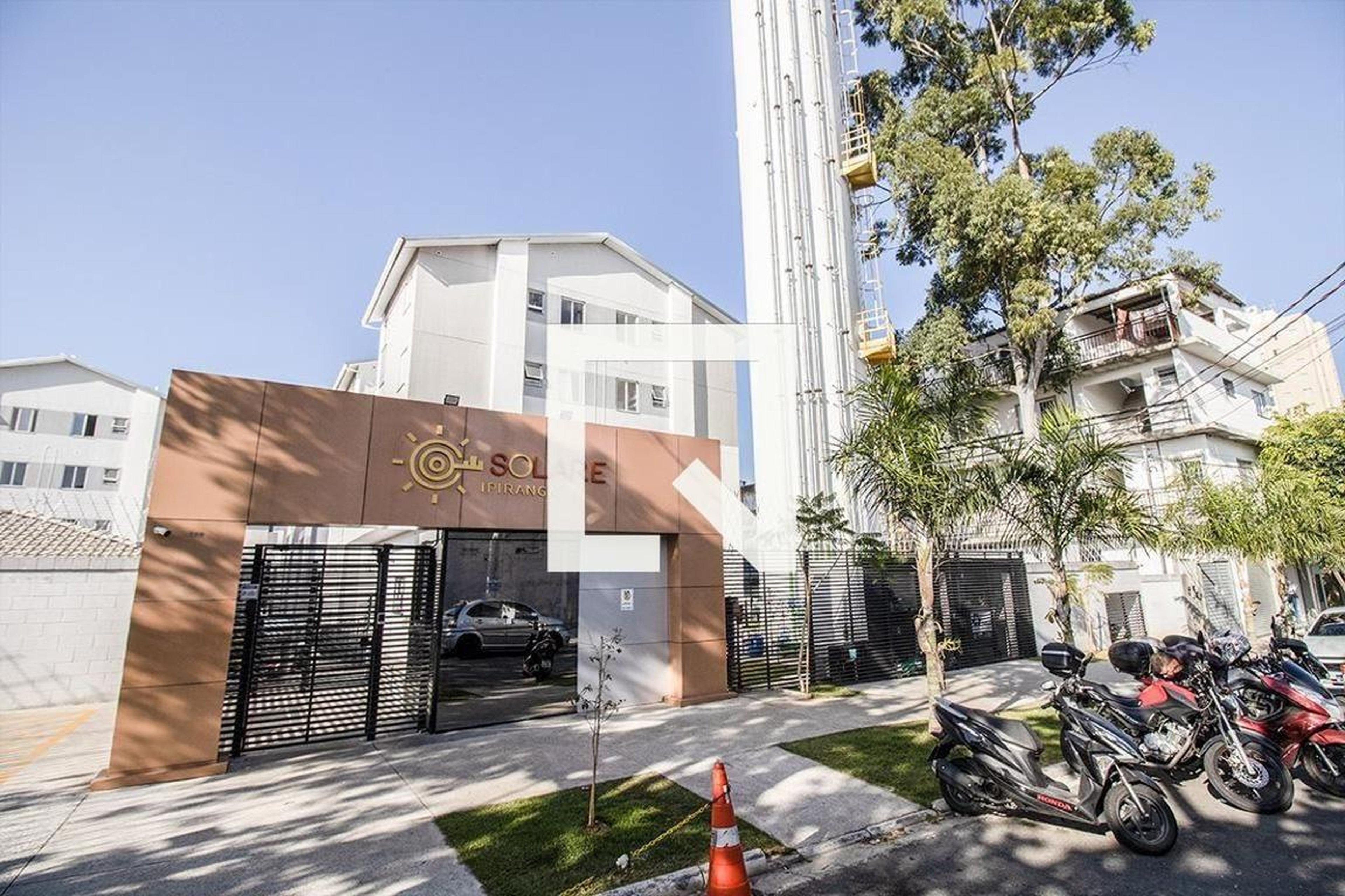 Fachada Condomínio em Avenida Nossa Senhora da Encarnação, 120