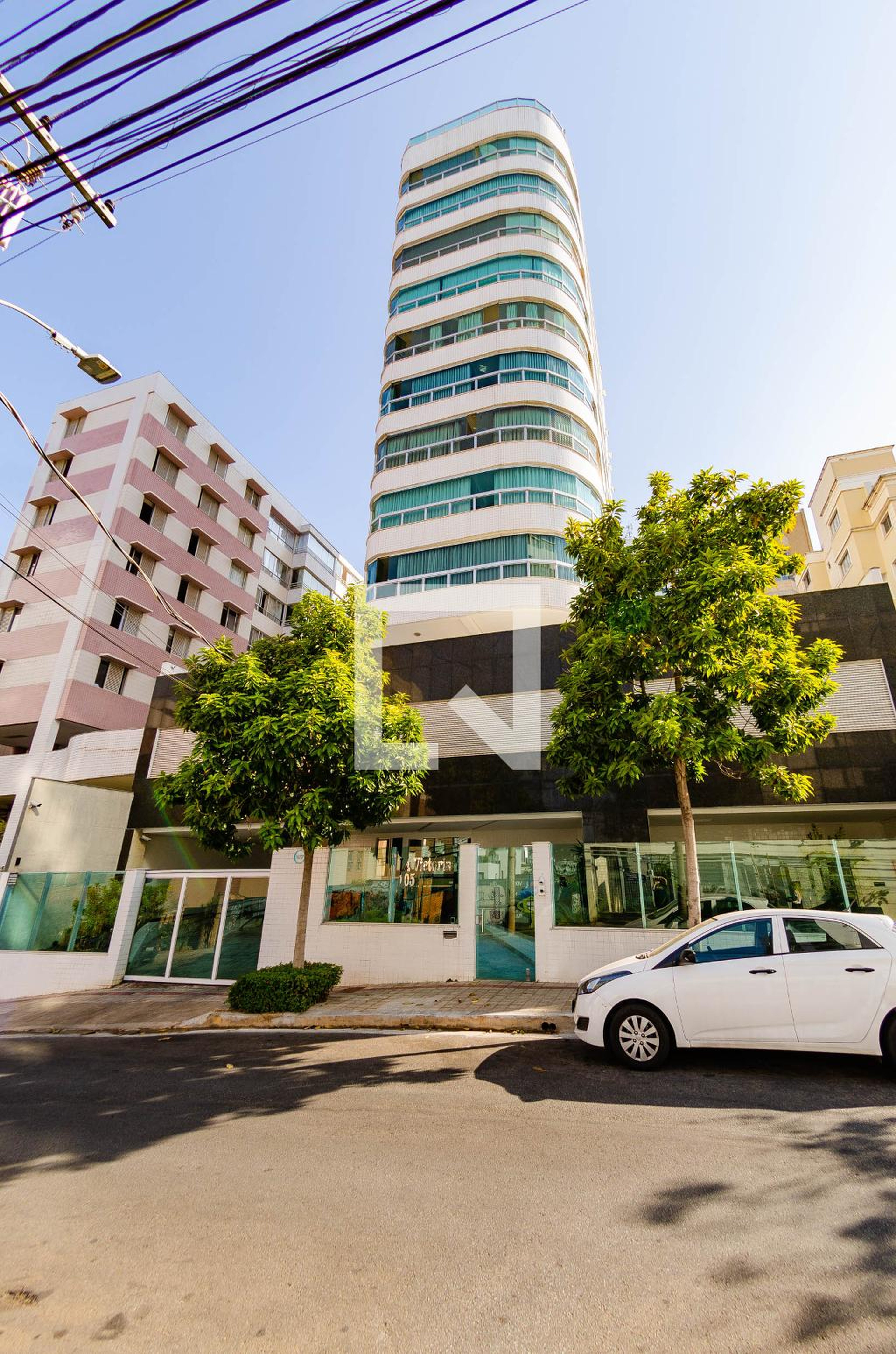 Fachada Condomínio La Victoria