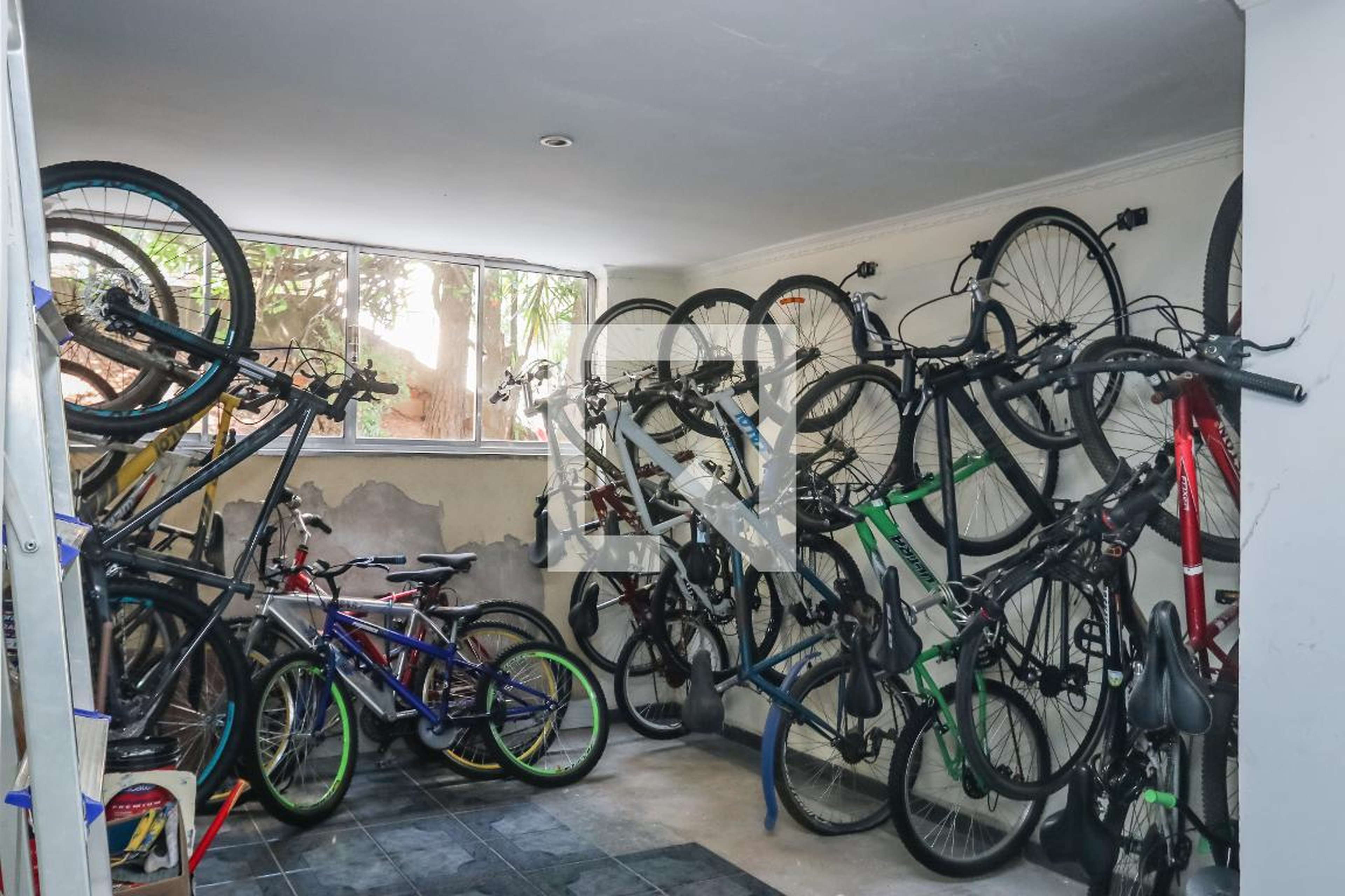 Bicicletário - Parque das Orquideas