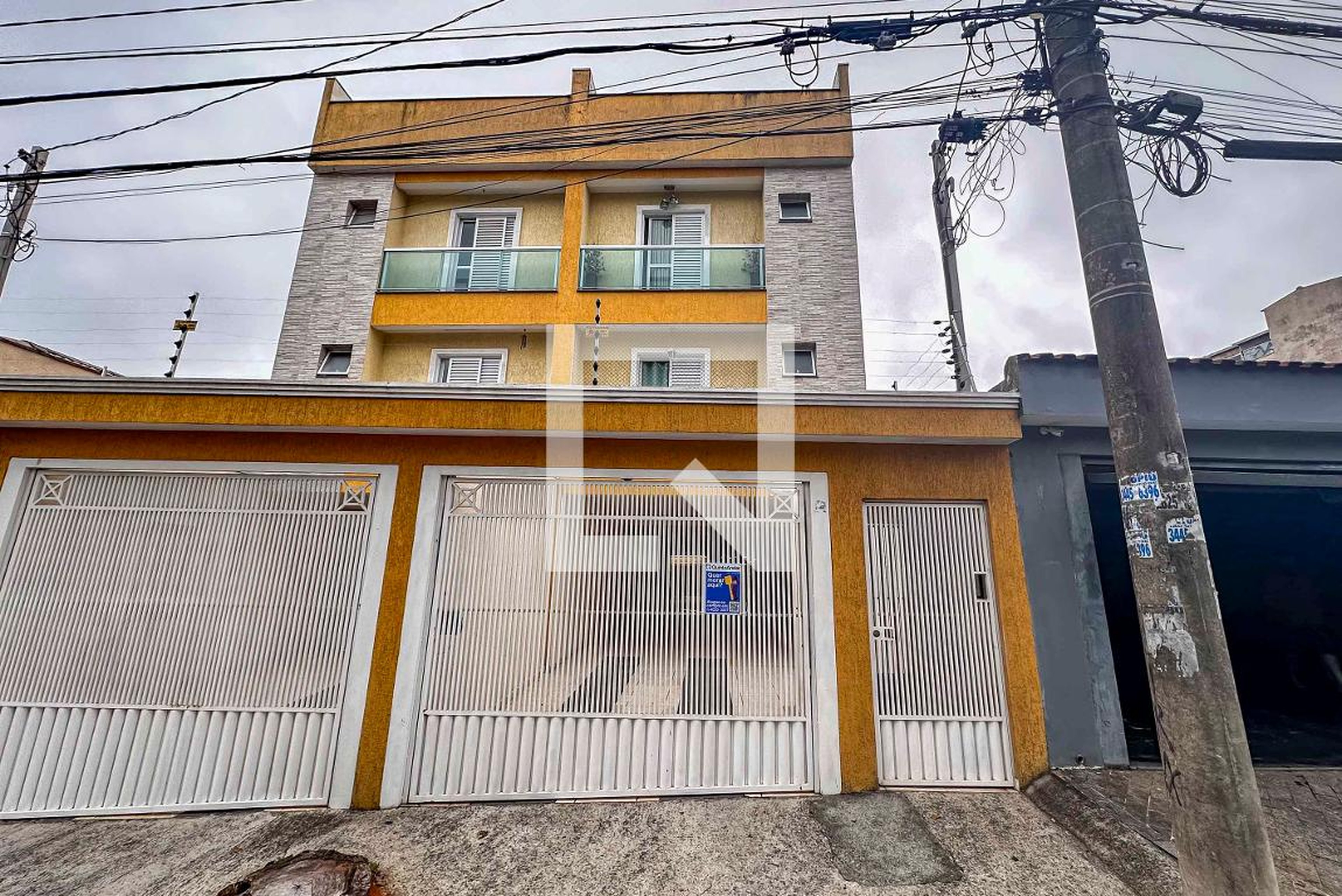 Fachada Condomínio em Rua Cuzco, 130